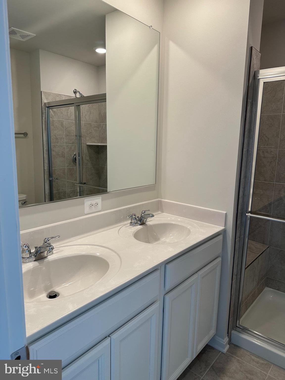 NORBORNE GLEBE CHASE - Residential Lease