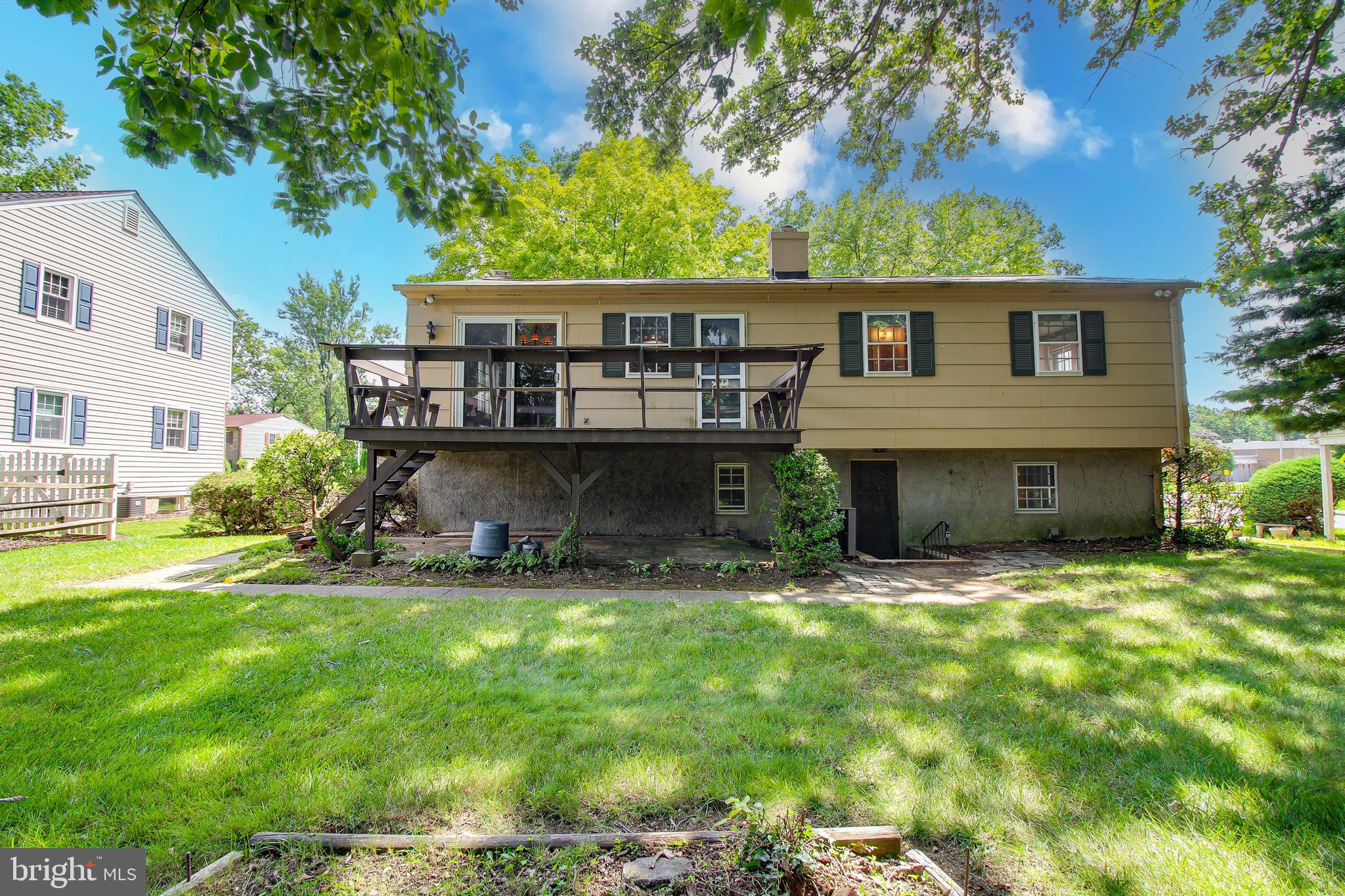 WOODBRIDGE VALLEY - Residential