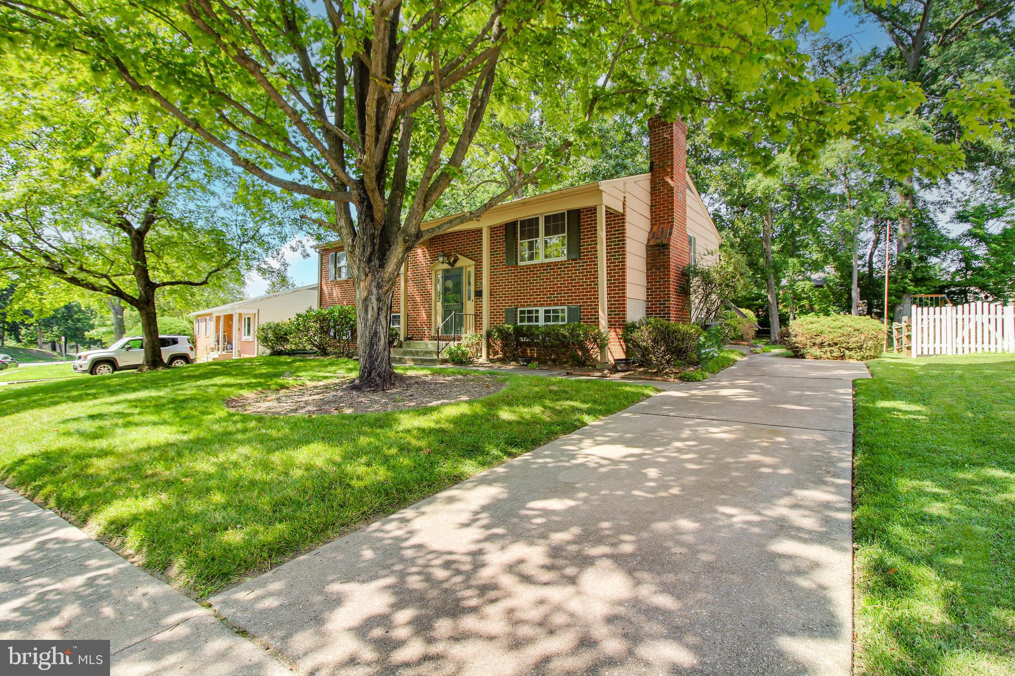 WOODBRIDGE VALLEY - Residential