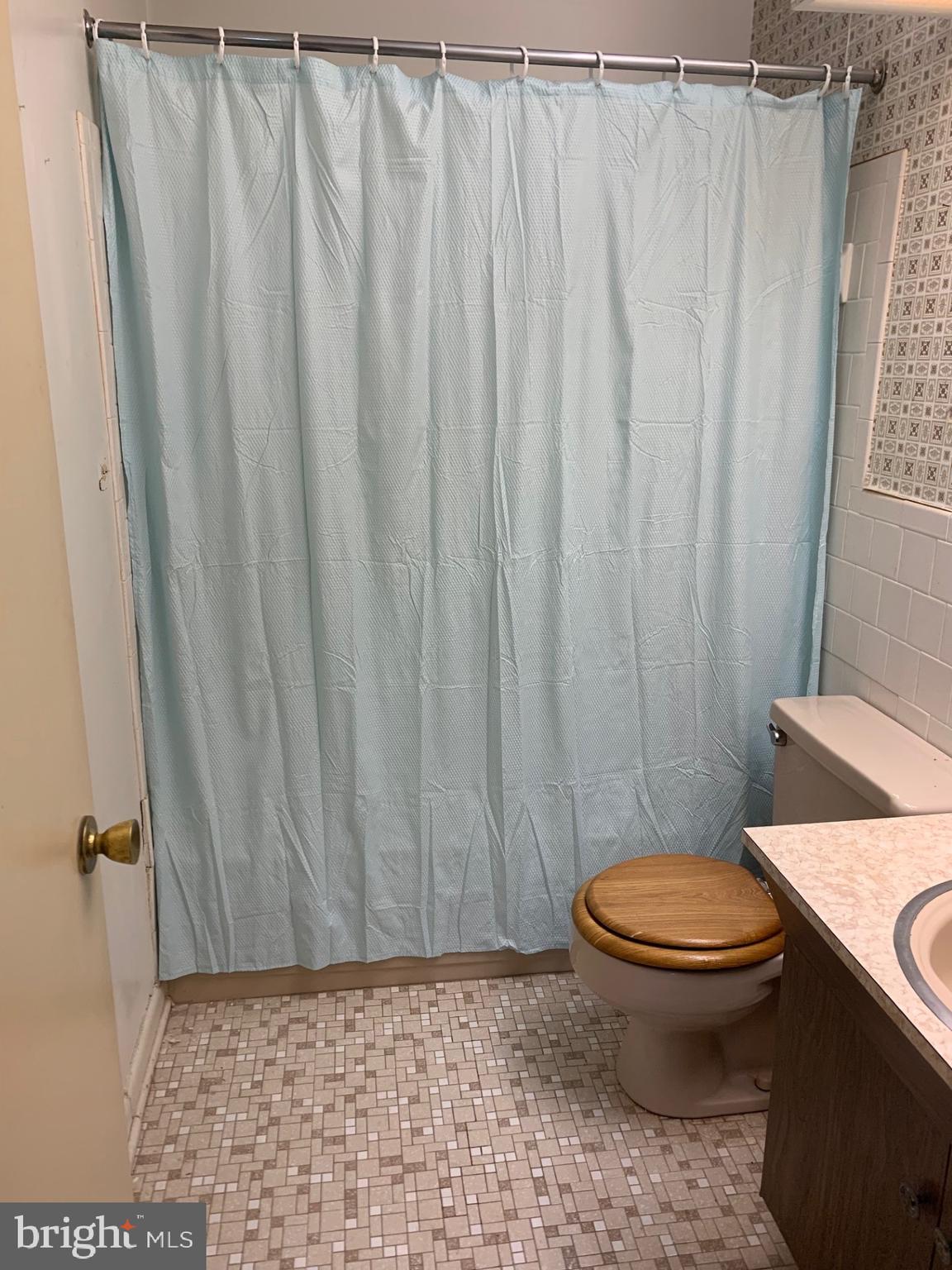 WOODBRIDGE VALLEY - Residential