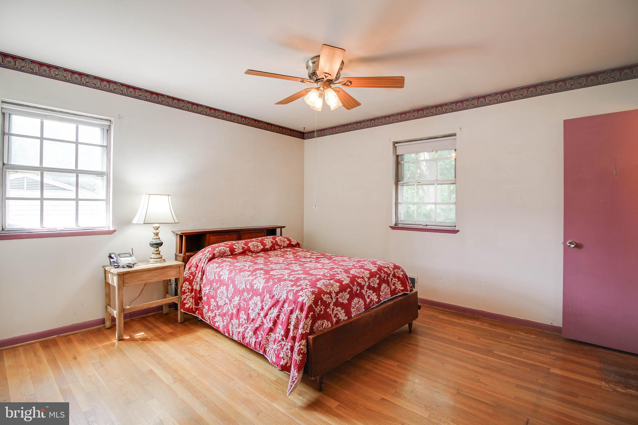 WOODBRIDGE VALLEY - Residential