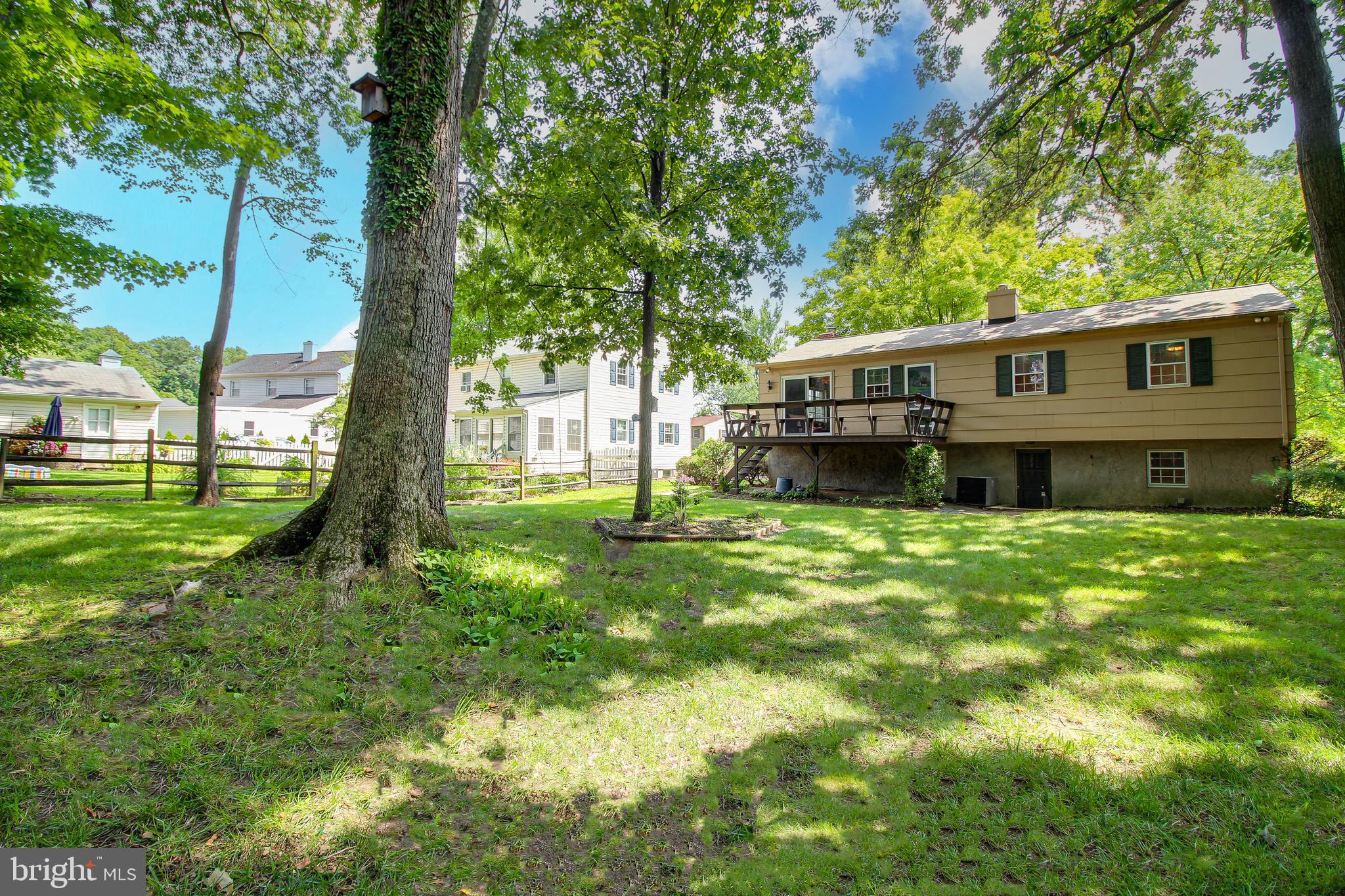 WOODBRIDGE VALLEY - Residential