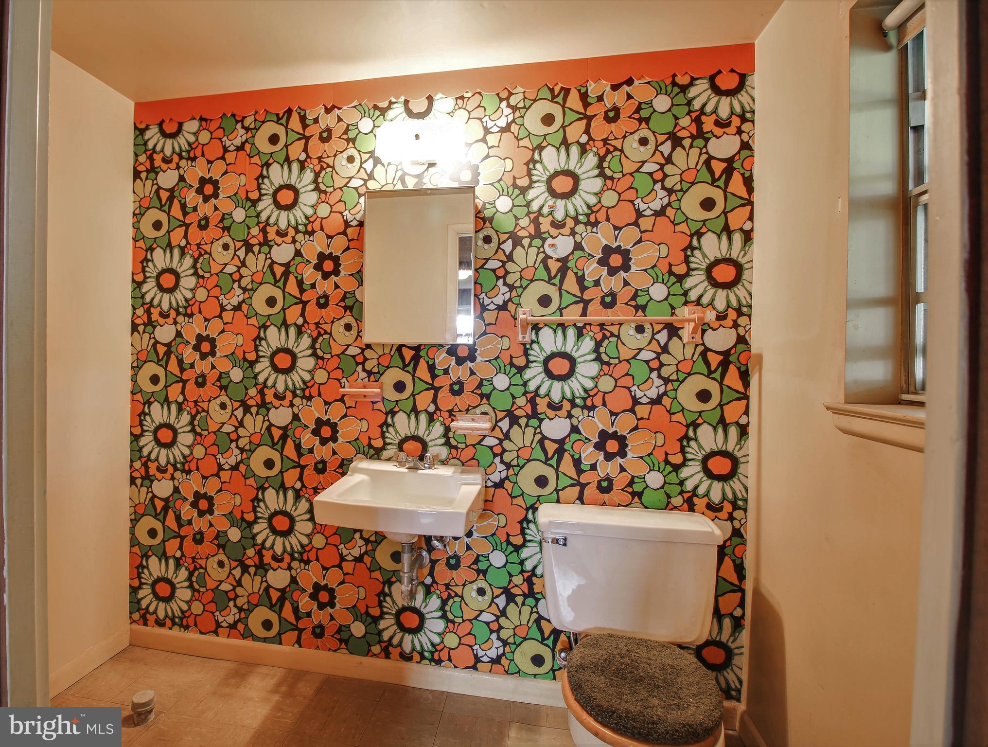 WOODBRIDGE VALLEY - Residential