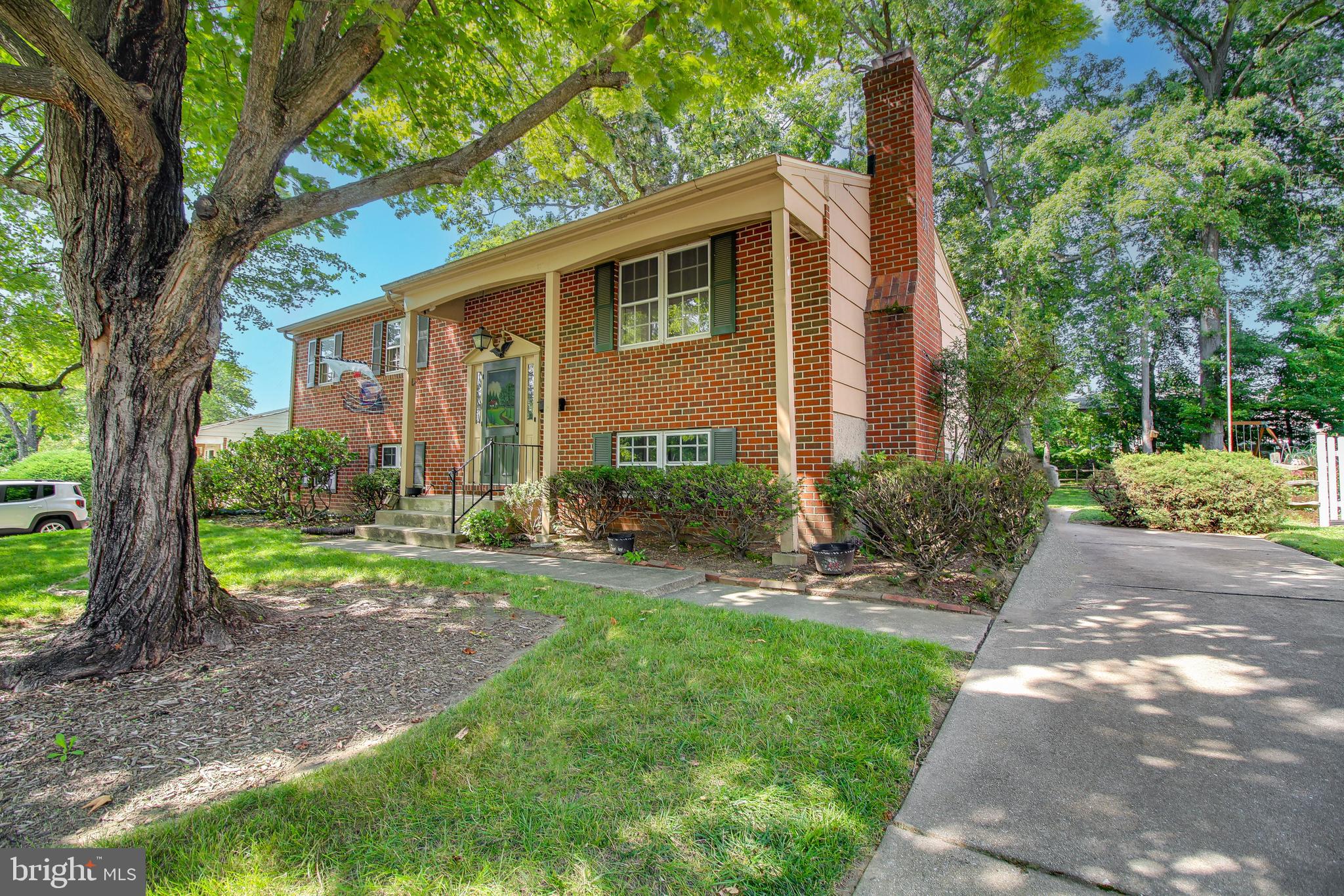 WOODBRIDGE VALLEY - Residential