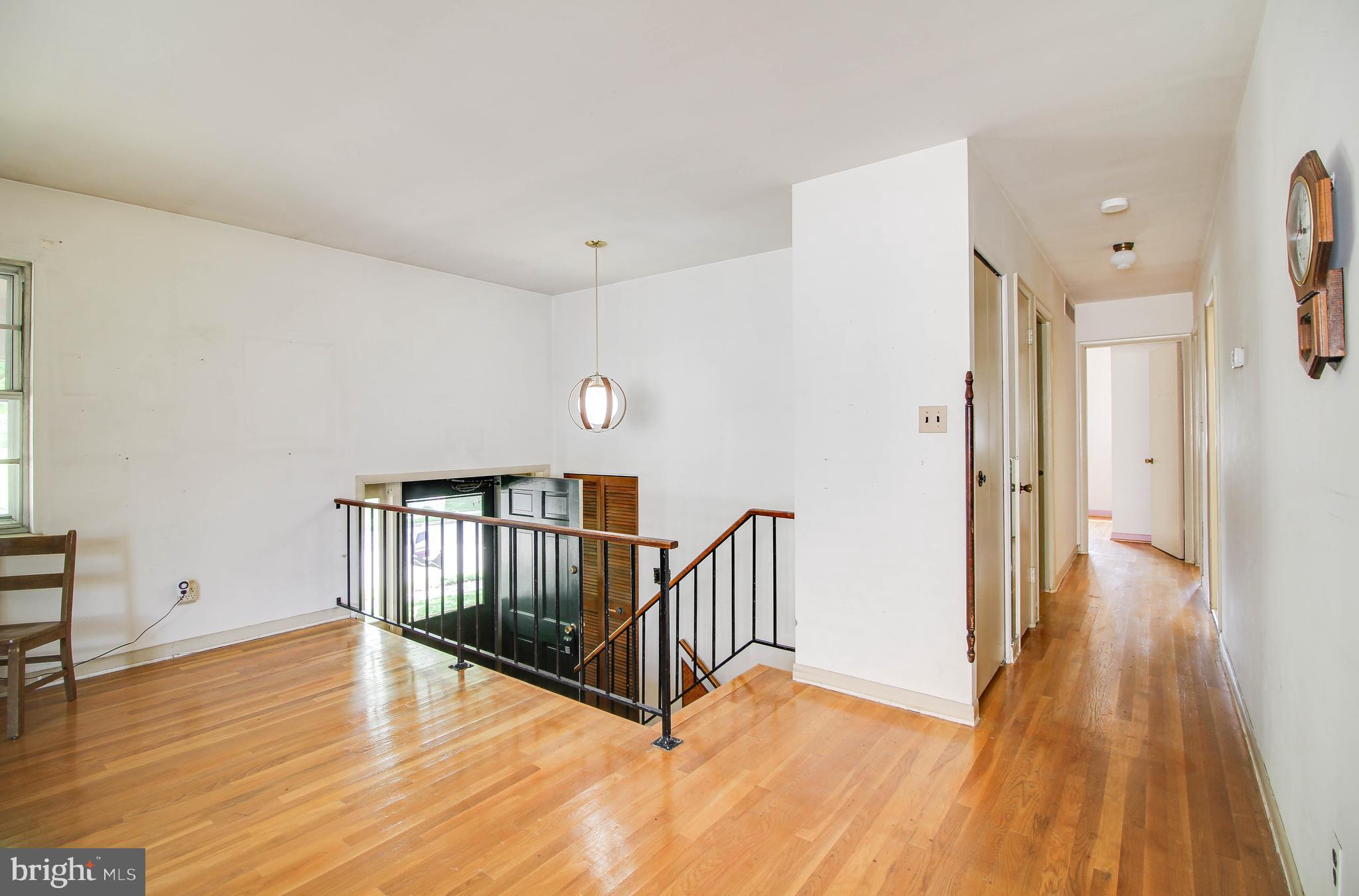 WOODBRIDGE VALLEY - Residential