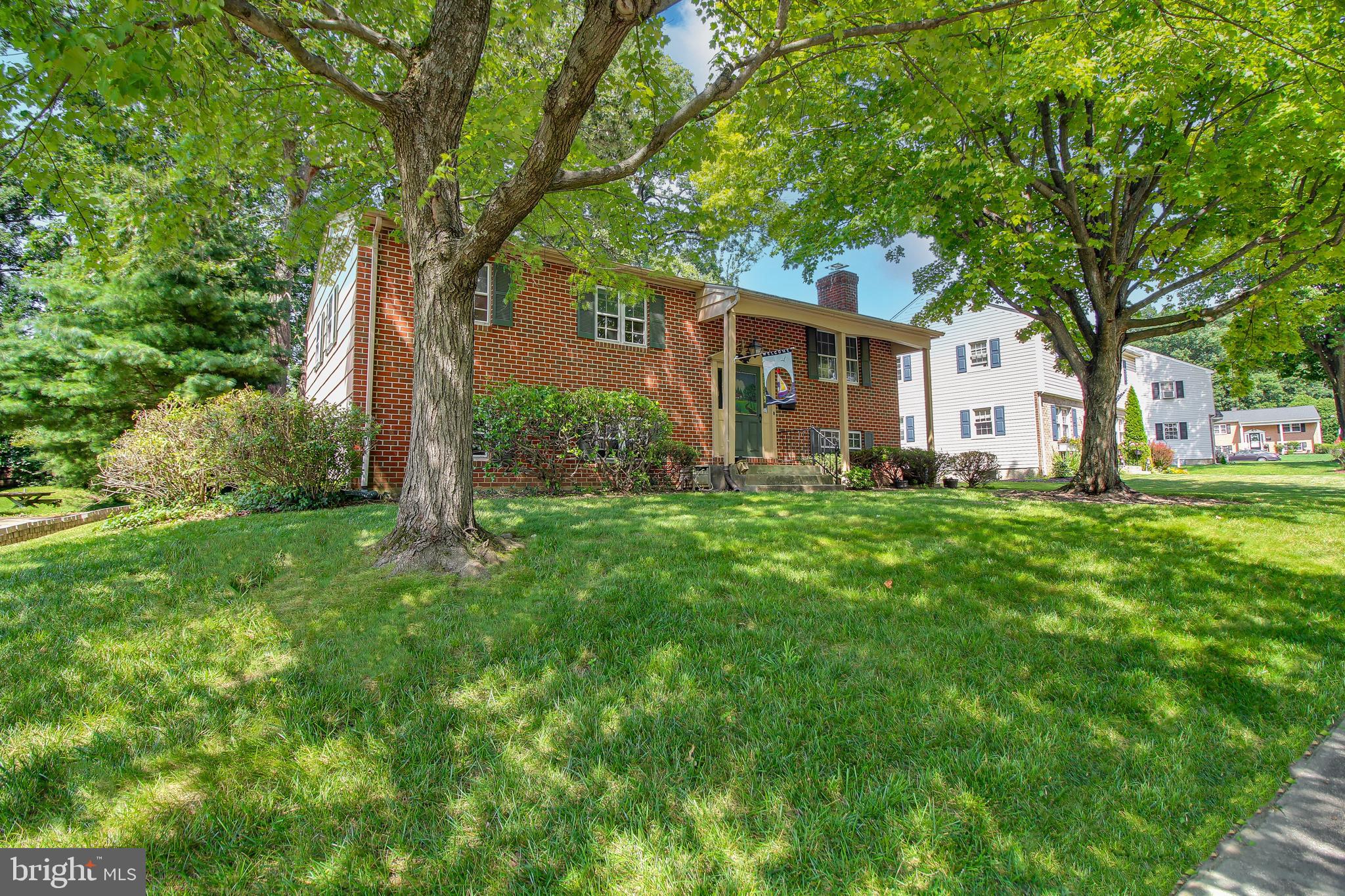 WOODBRIDGE VALLEY - Residential