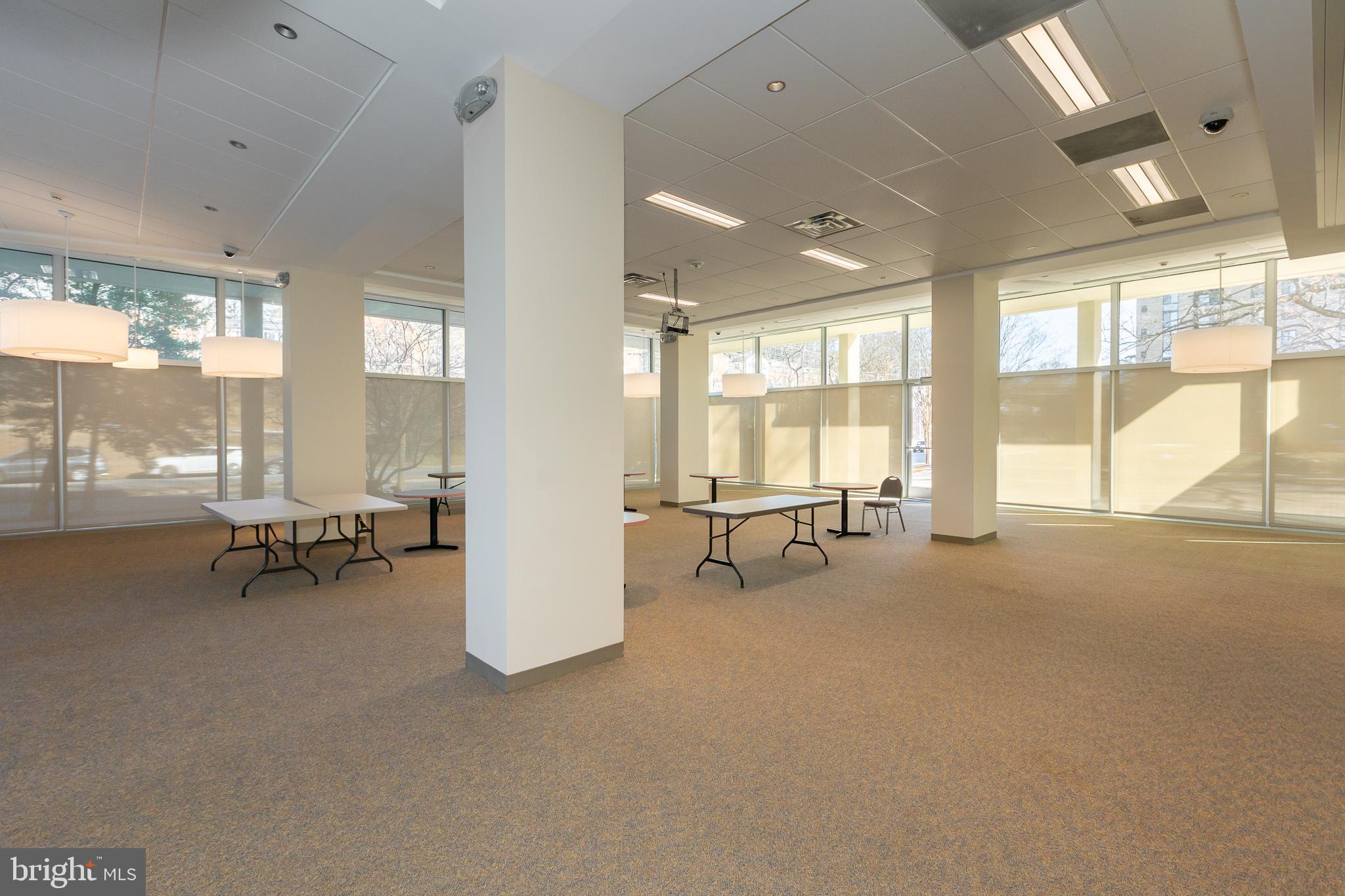 THE CARLTON - Residential