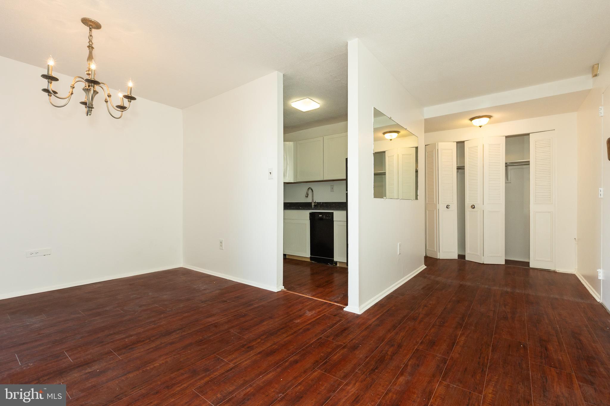 THE CARLTON - Residential