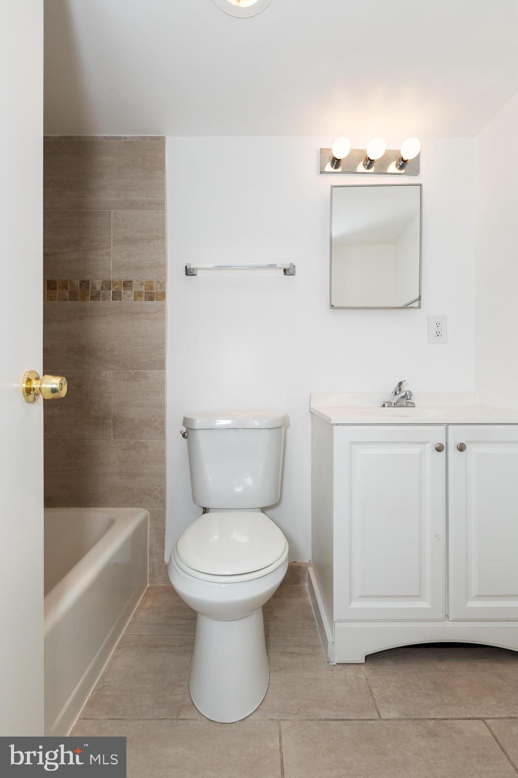 THE CARLTON - Residential