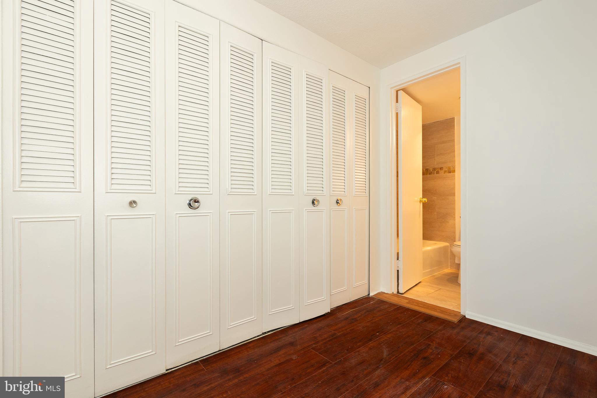 THE CARLTON - Residential