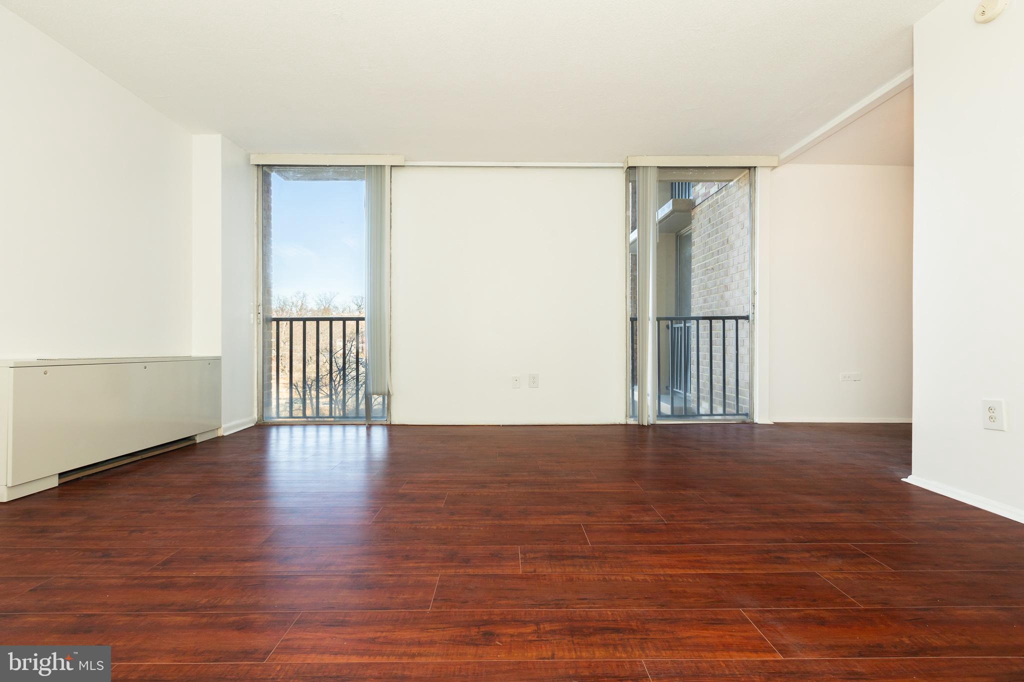 THE CARLTON - Residential