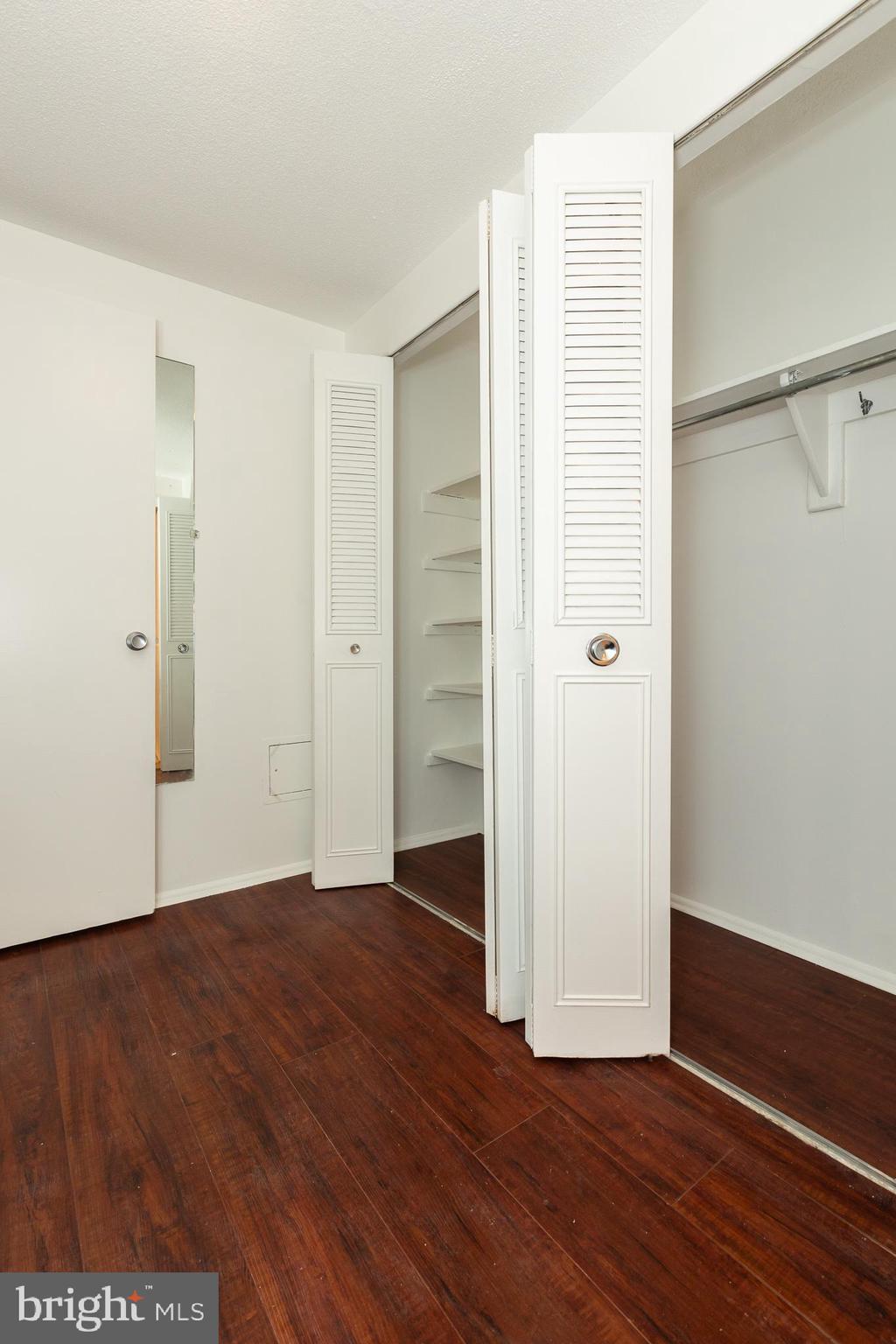 THE CARLTON - Residential