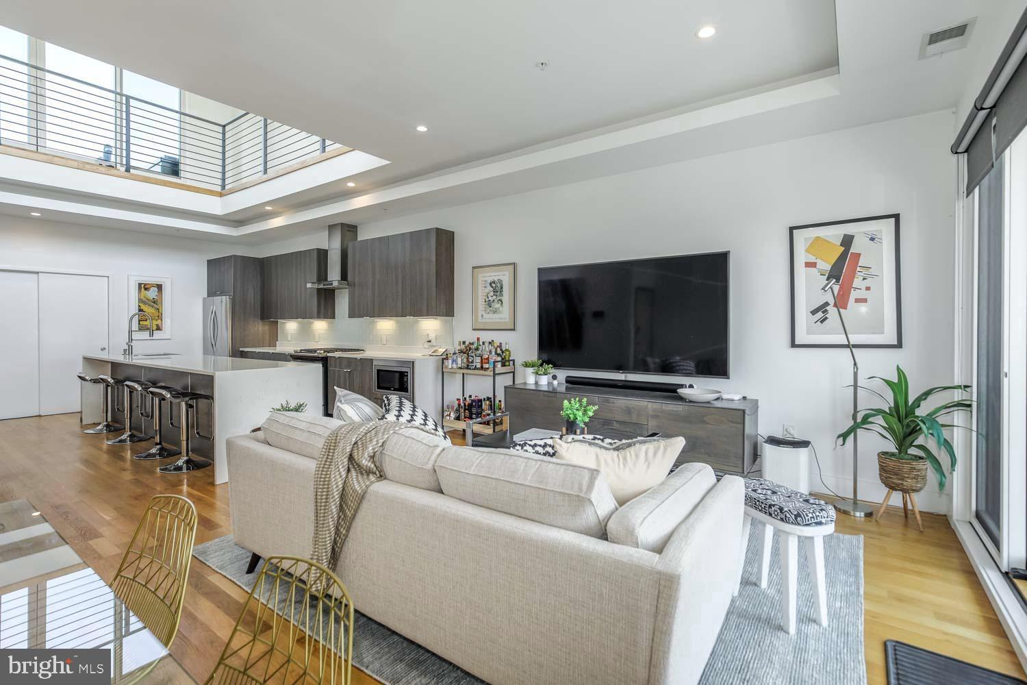 1125 MORSE STREET NE 3