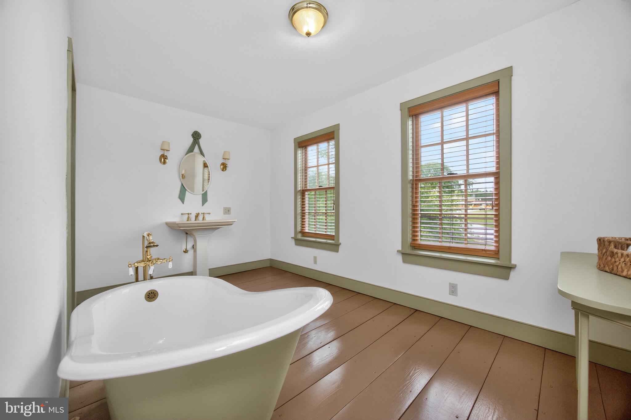 GOSHENVILLE - Residential