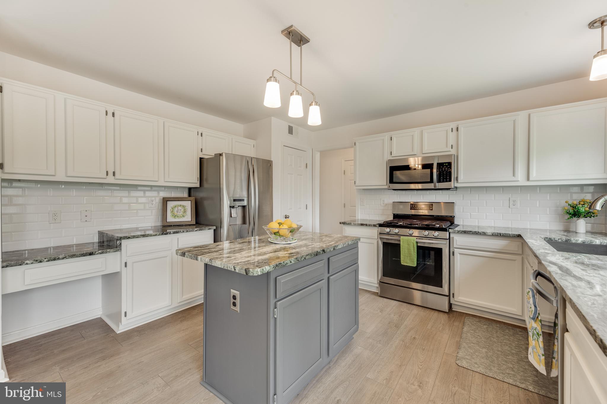 MEADOWLAND SUB - Residential