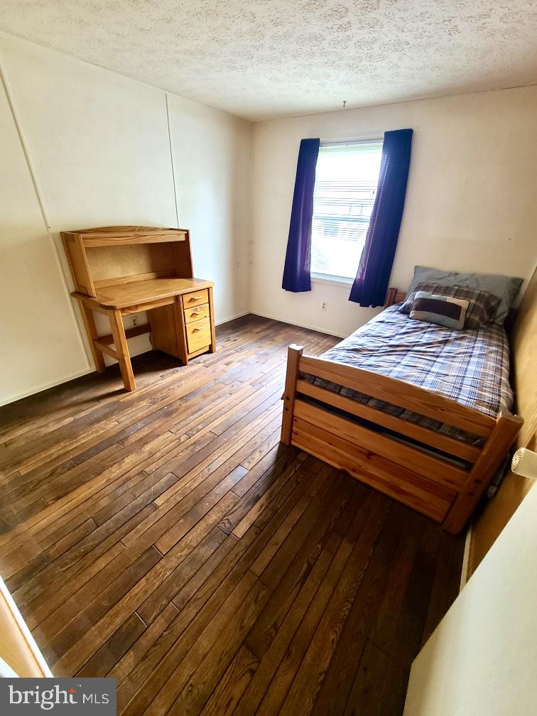 RUMSEY ISLAND - Residential