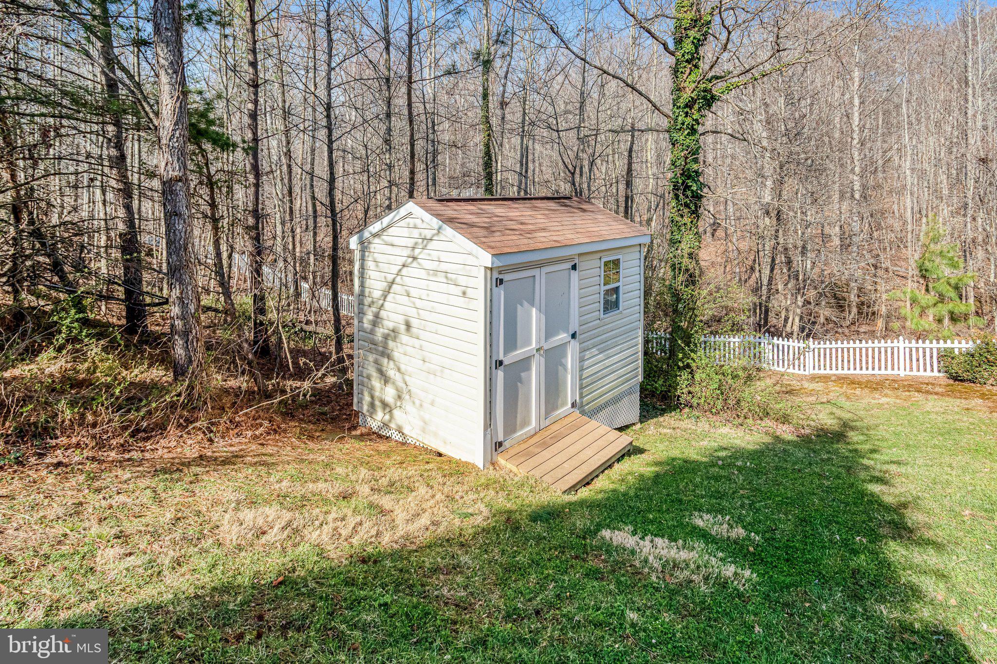 GREAT OAKS - Residential