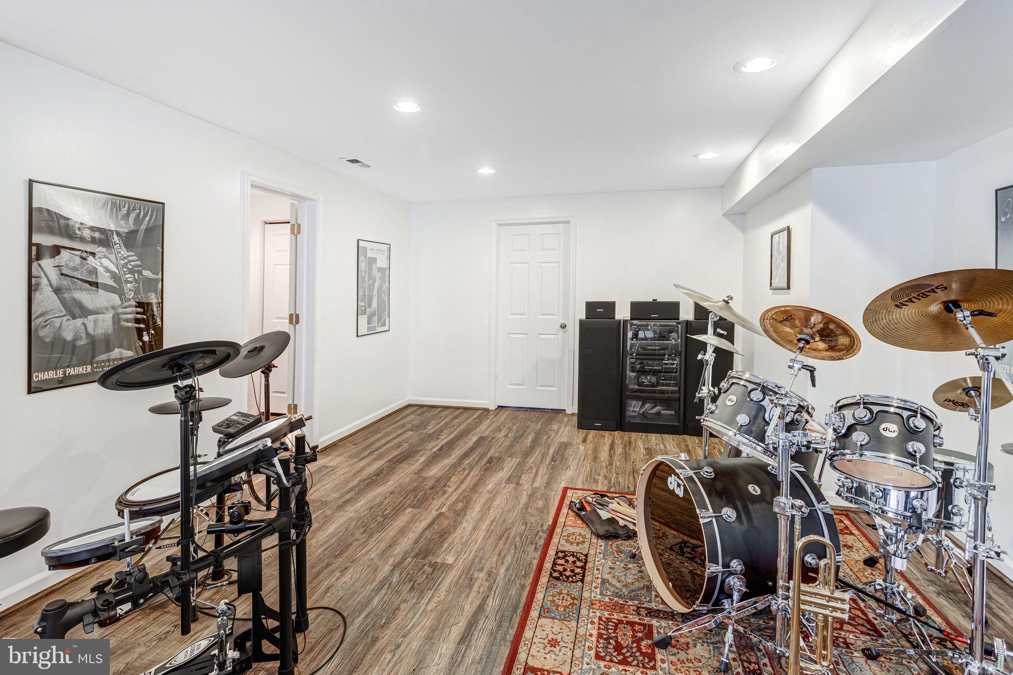 GREAT OAKS - Residential