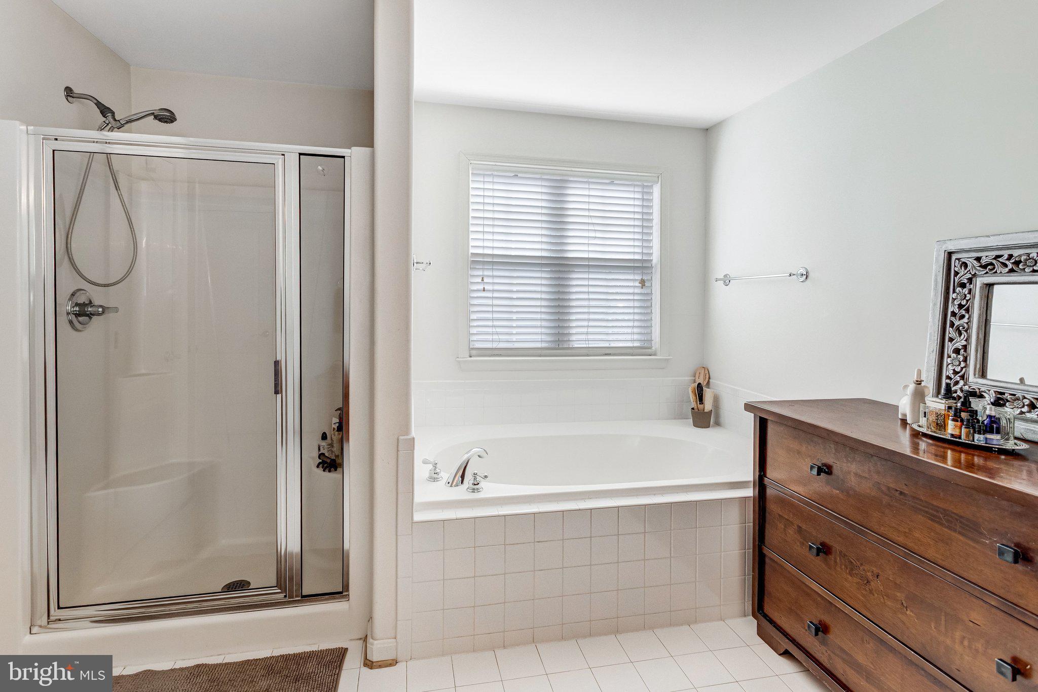 GREAT OAKS - Residential