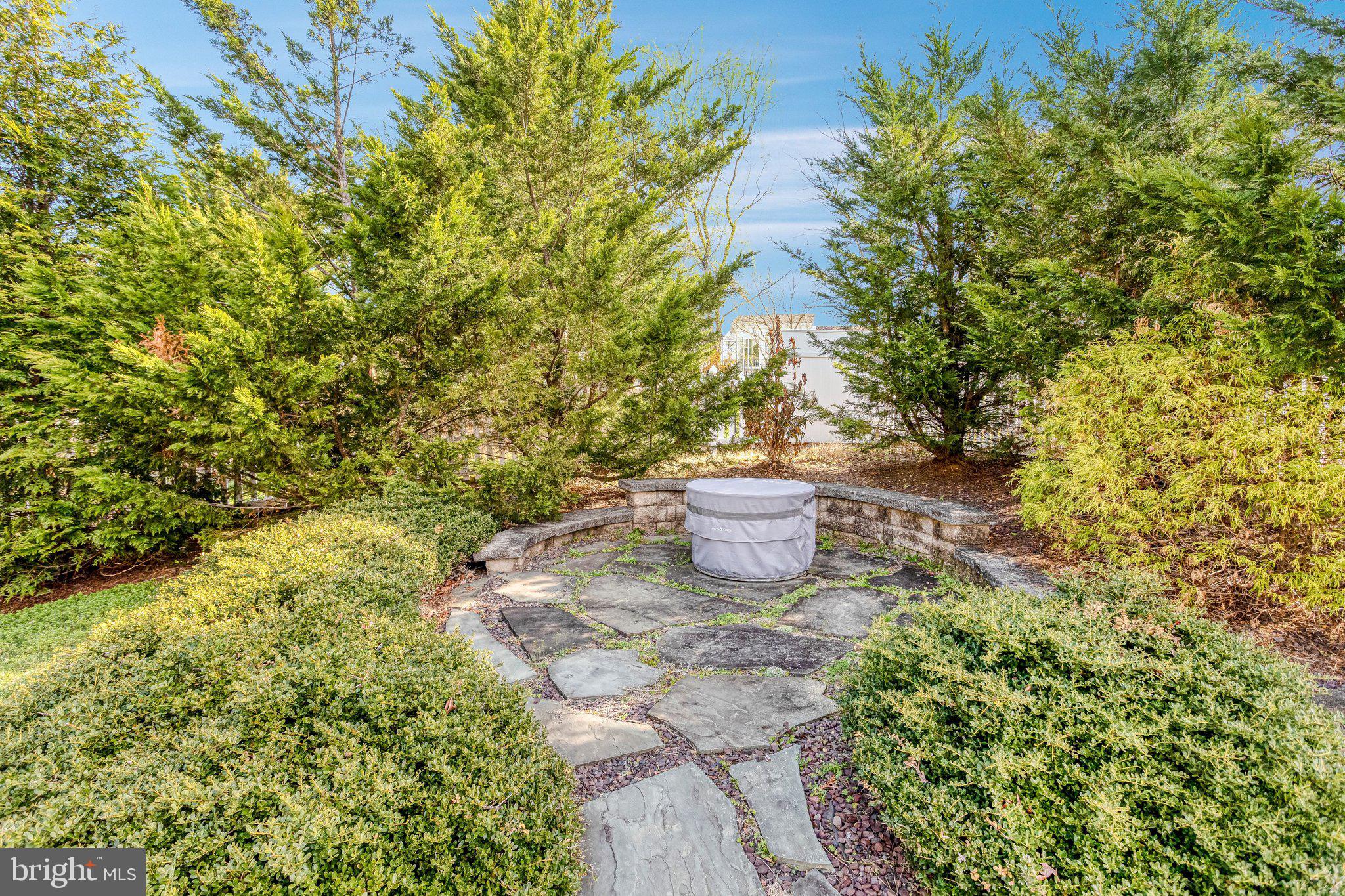 GREAT OAKS - Residential