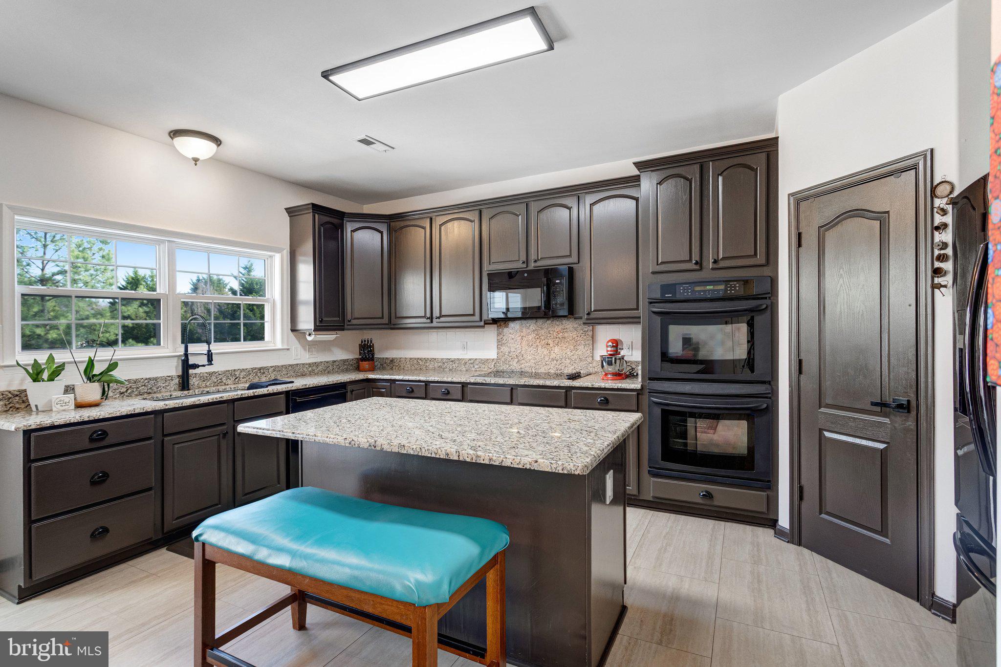 GREAT OAKS - Residential