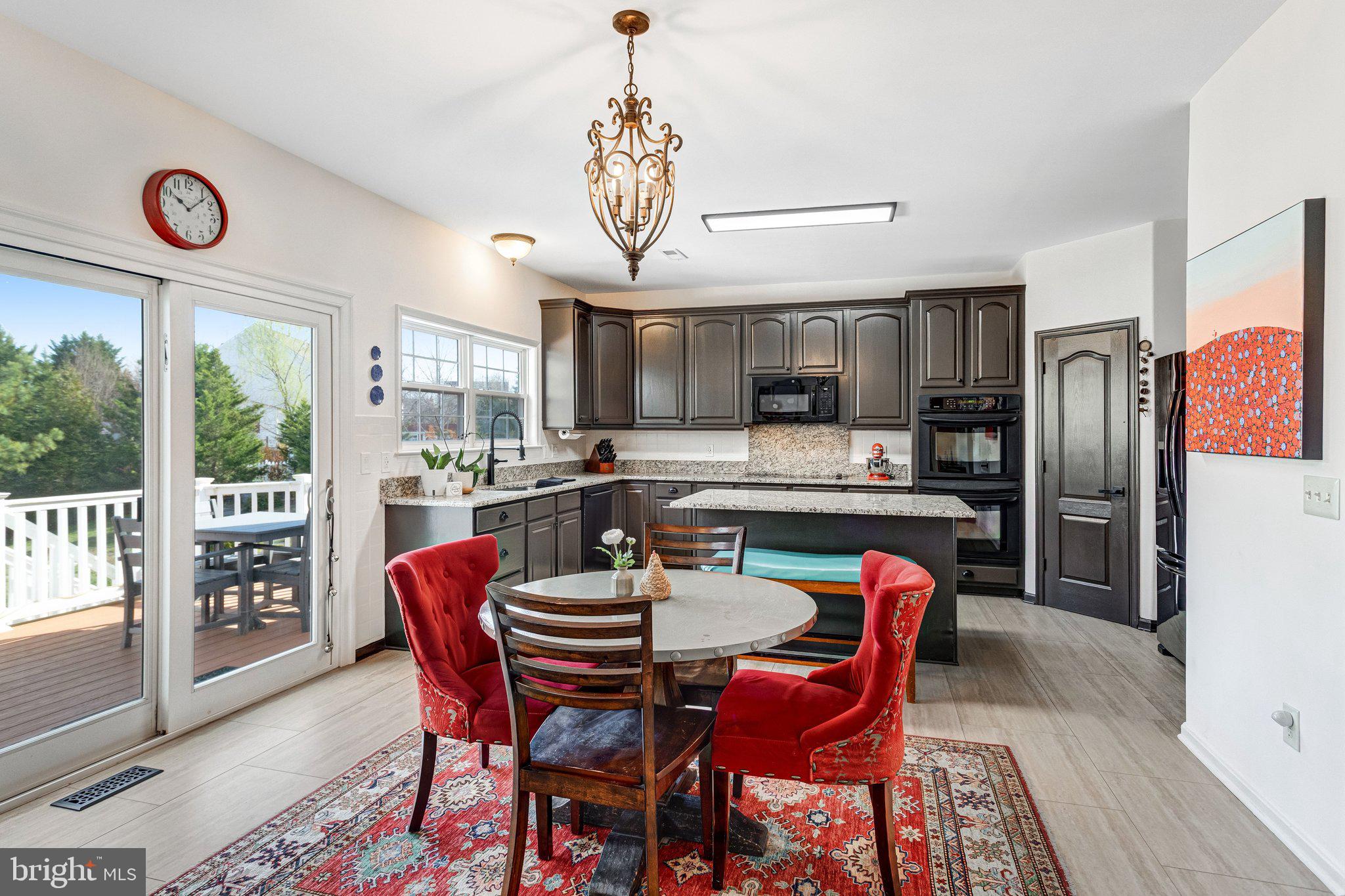 GREAT OAKS - Residential