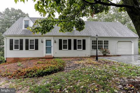 Photo of 365 Summit Drive, COLUMBIA, PA 17512 (MLS # PALA2059198)