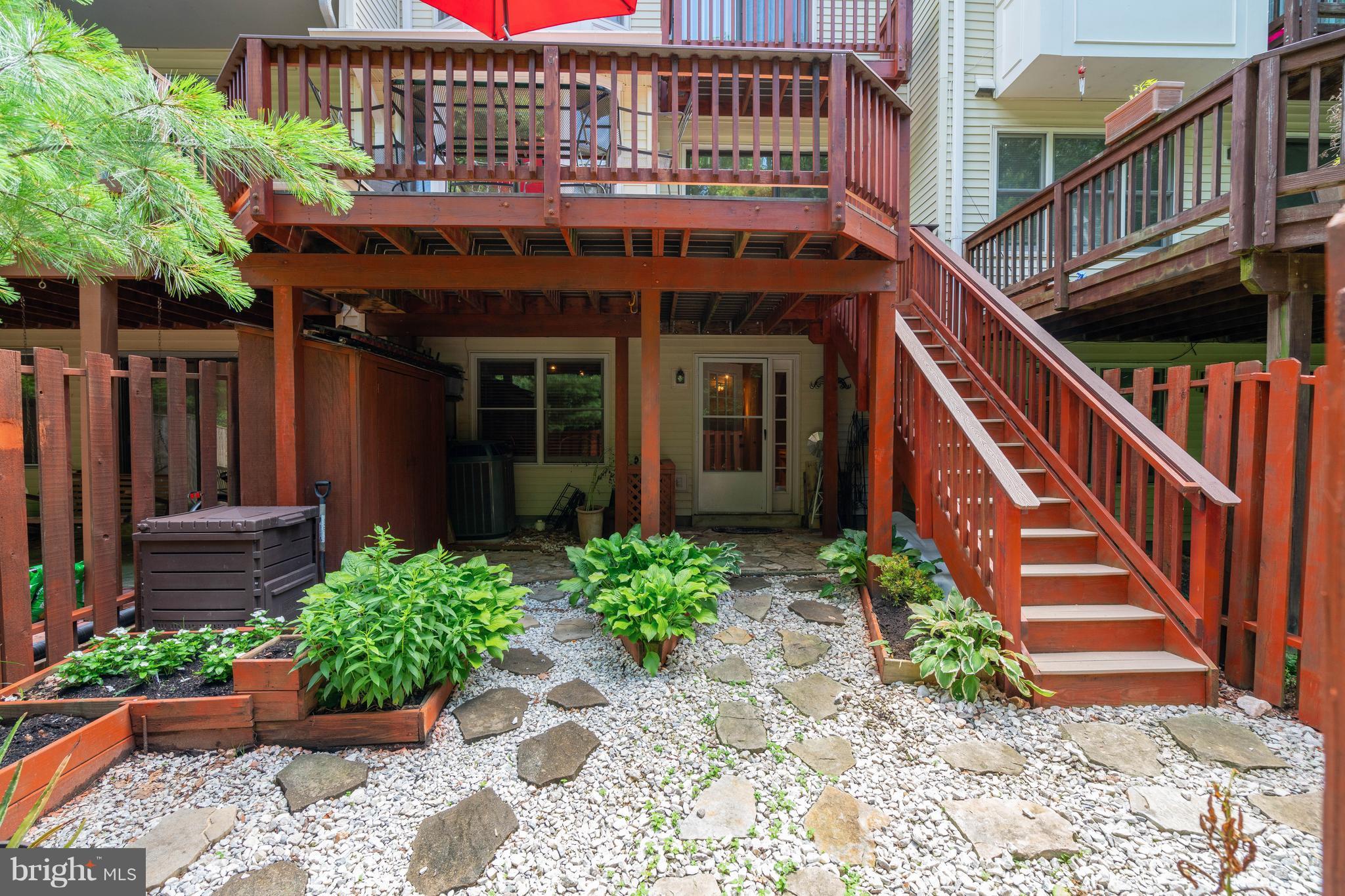 SOMERSET AT SOUTH RUN - Residential