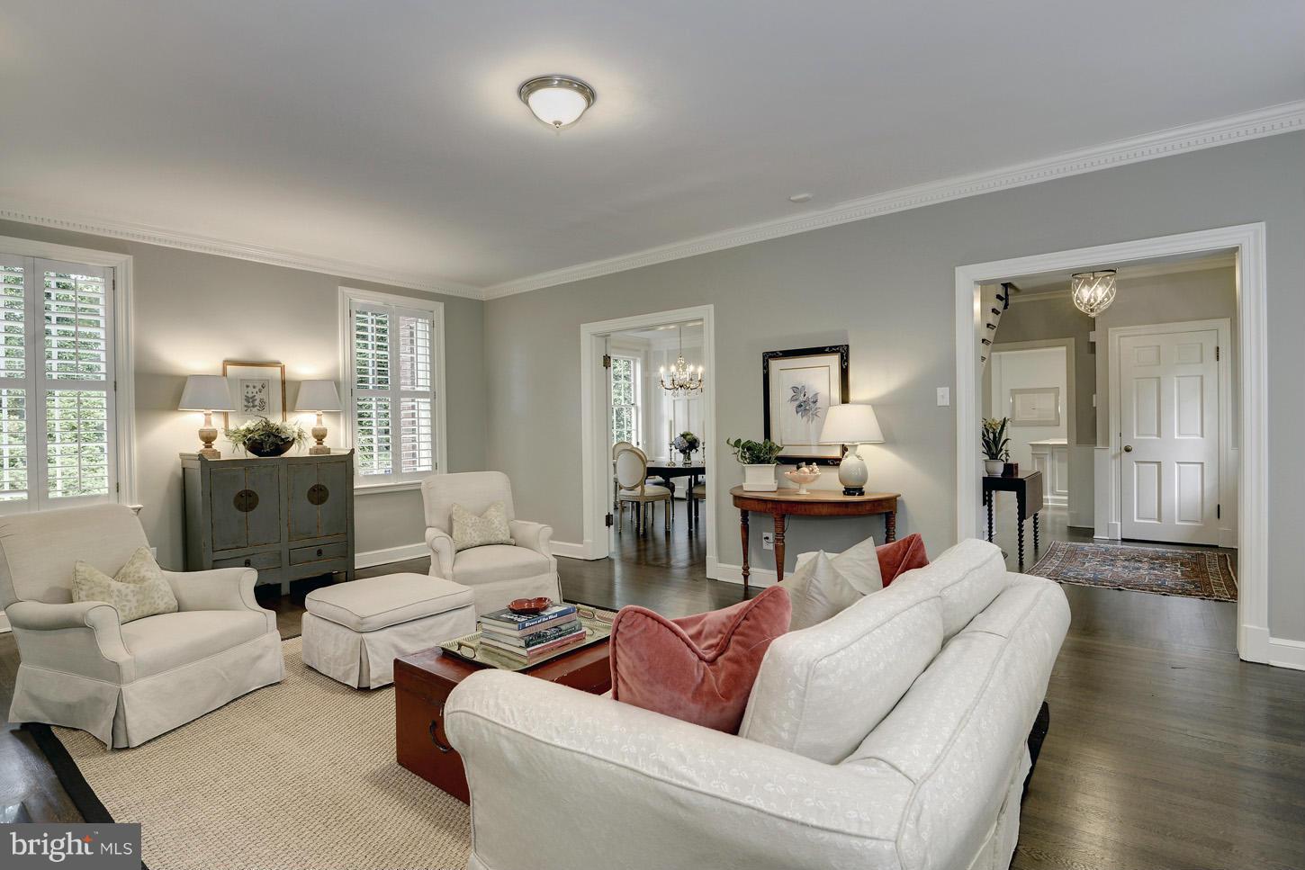 SPRING VALLEY - Residential