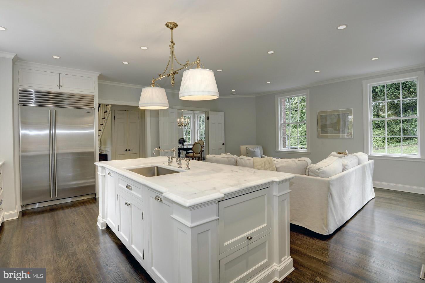 SPRING VALLEY - Residential
