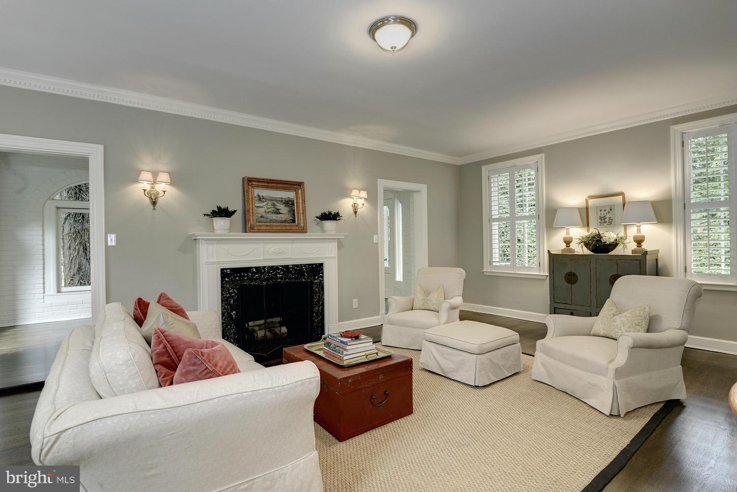 SPRING VALLEY - Residential