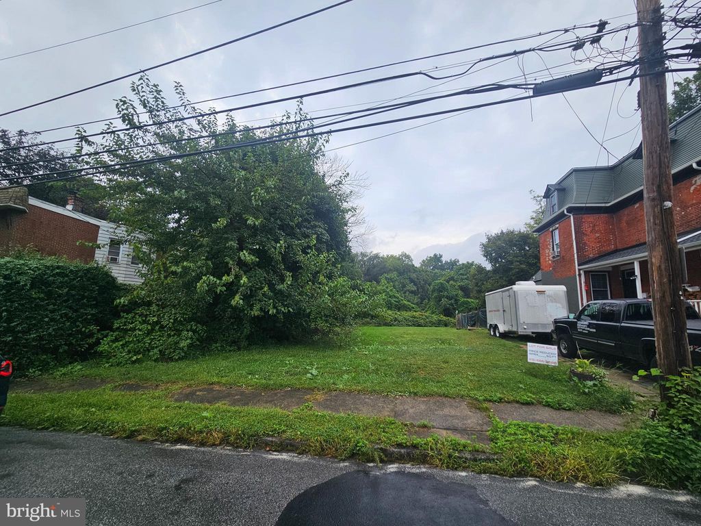 Photo of 414 S 7th Street, DARBY, PA 19023 (MLS # PADE2100886)