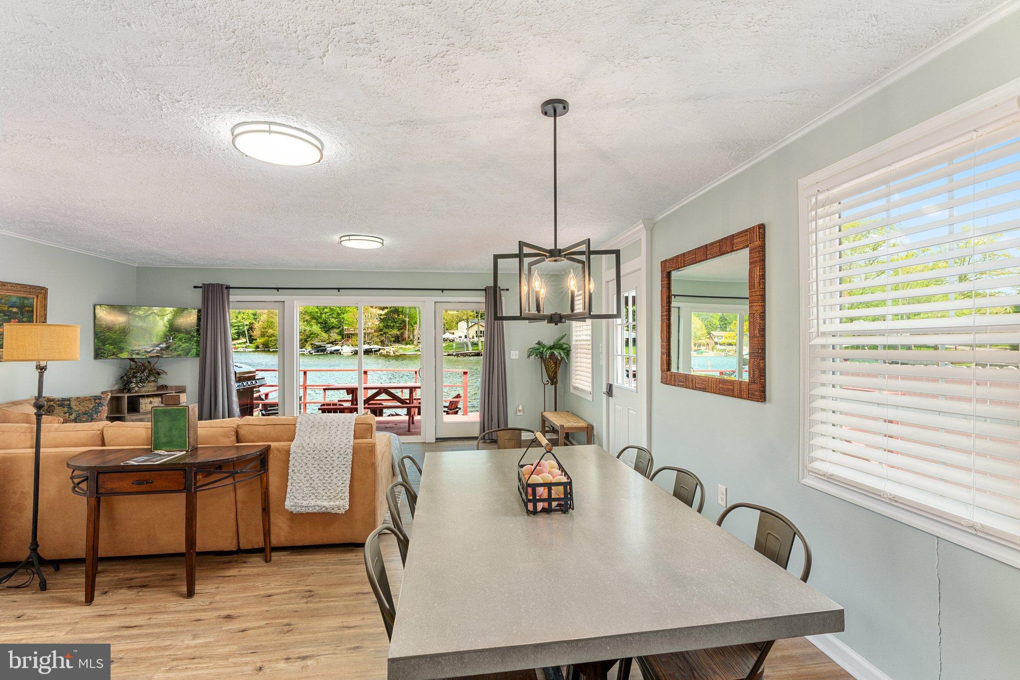 LAKE HARMONY - Residential