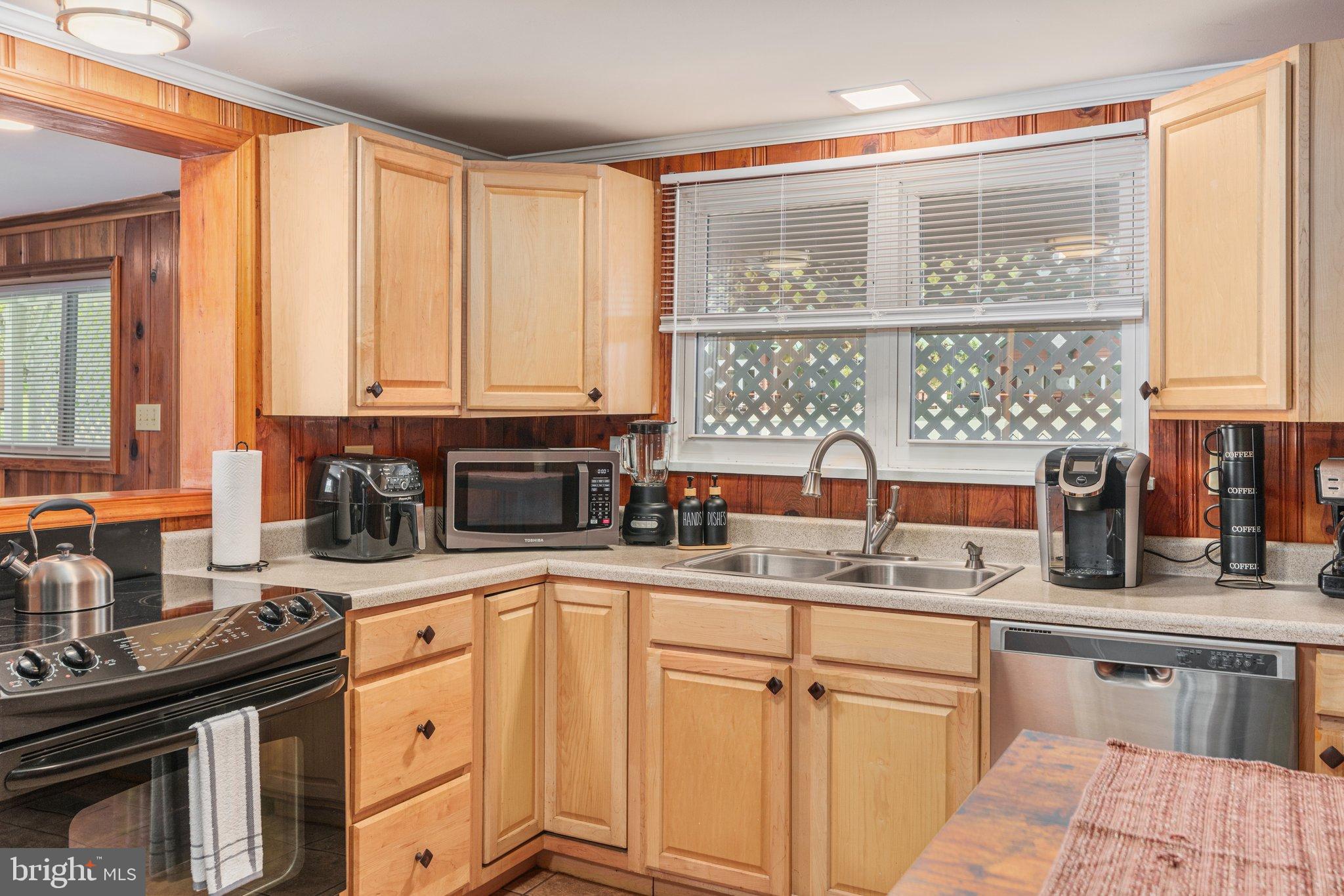 LAKE HARMONY - Residential