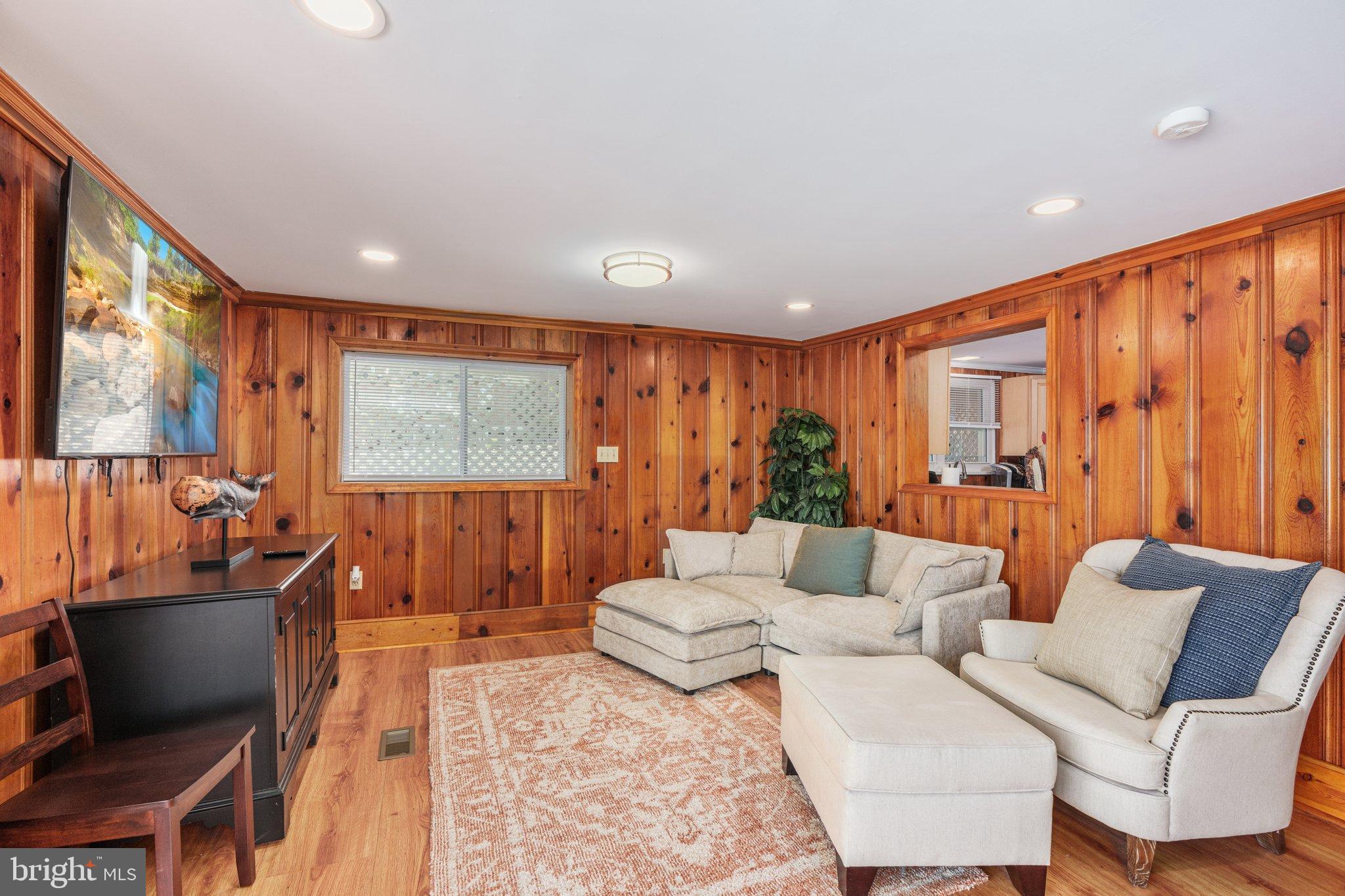 LAKE HARMONY - Residential