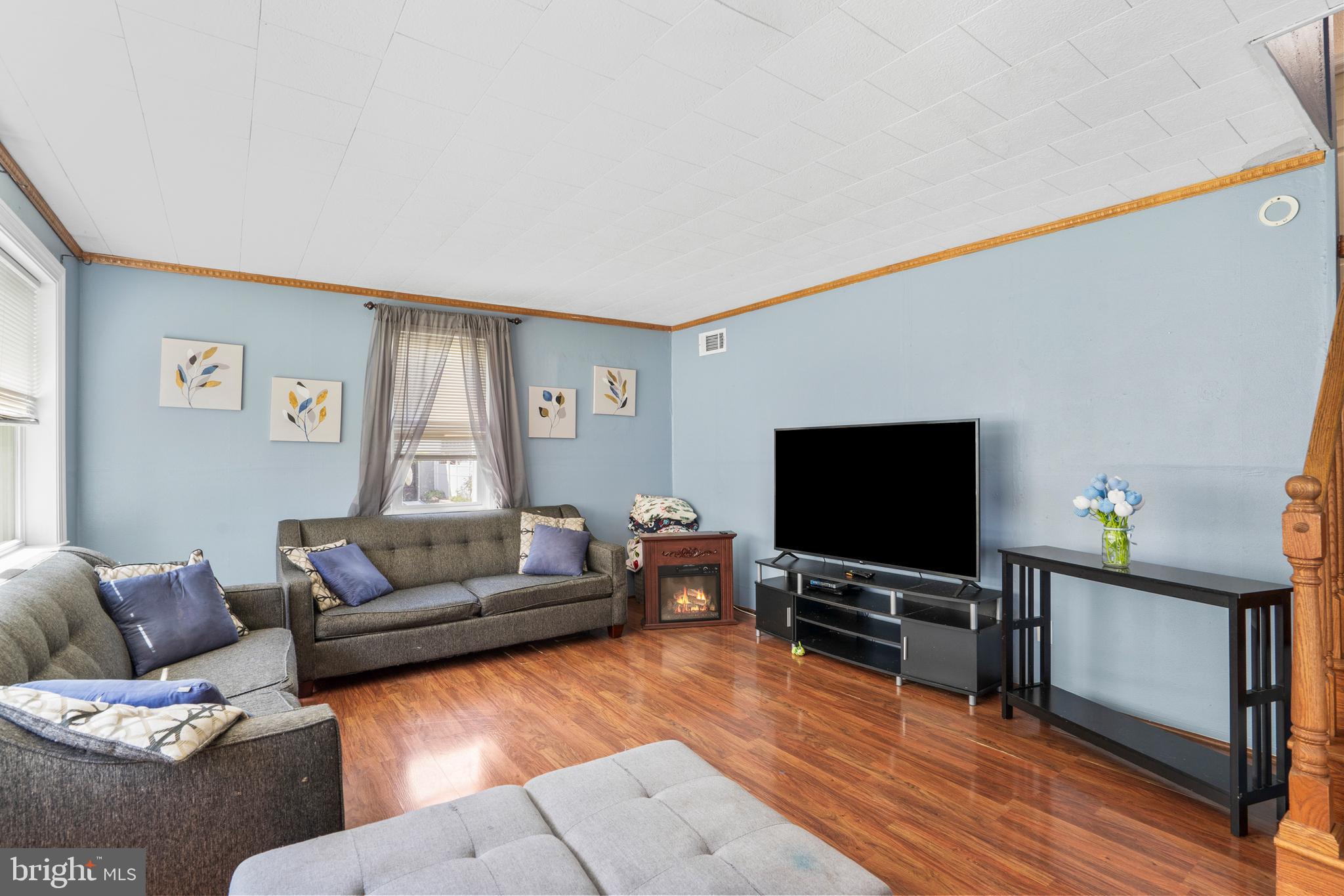 592 CLAYMONT AVENUE