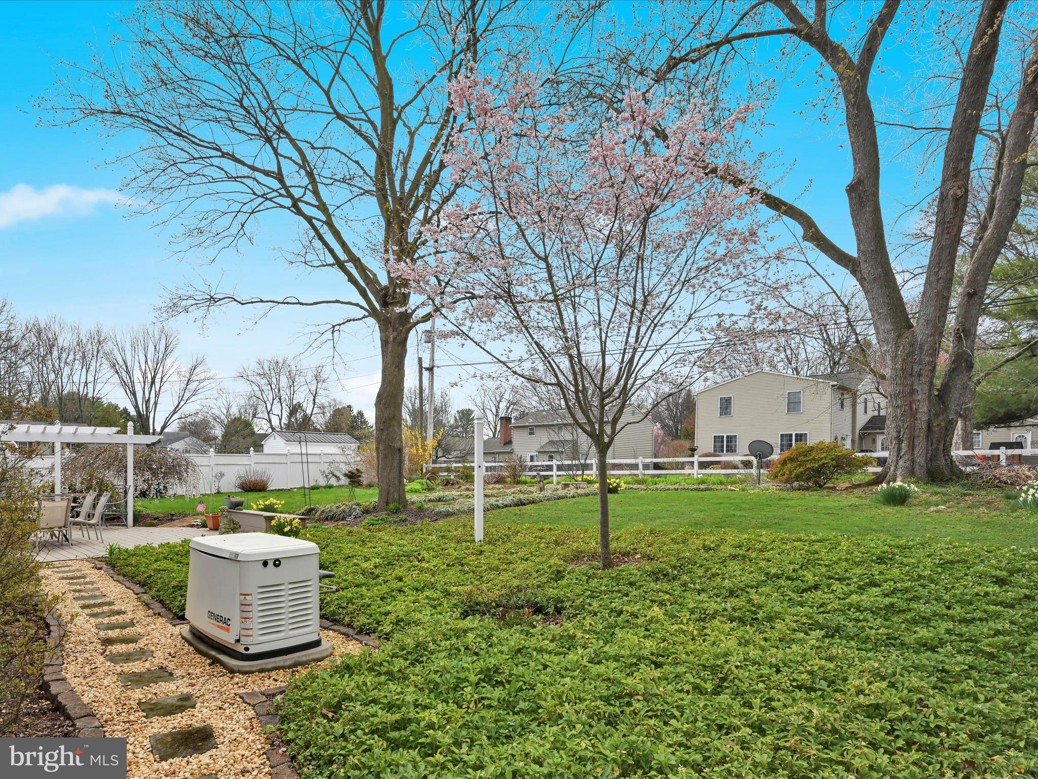 NORTHBROOK HILLS - Residential