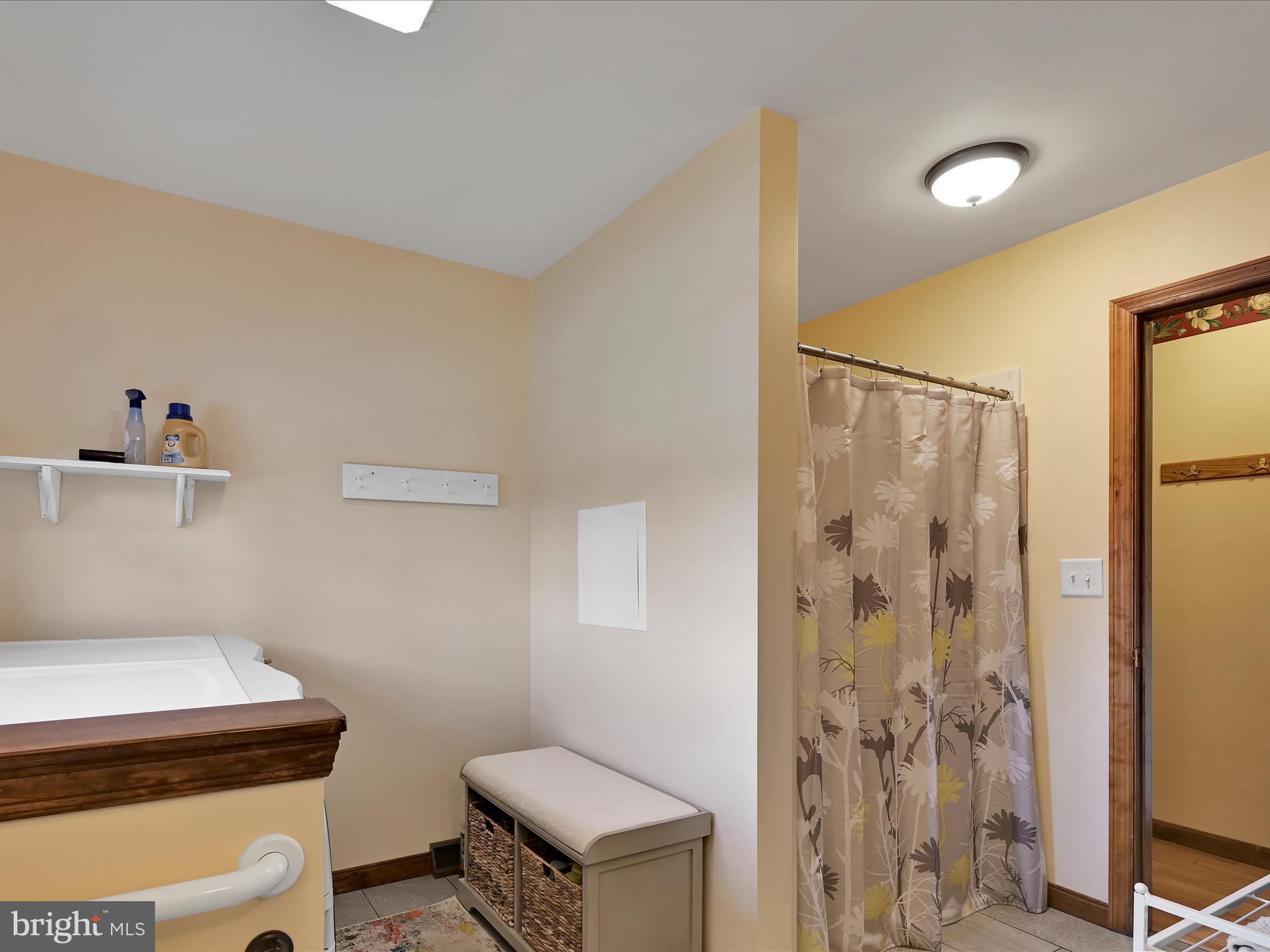 NORTHBROOK HILLS - Residential