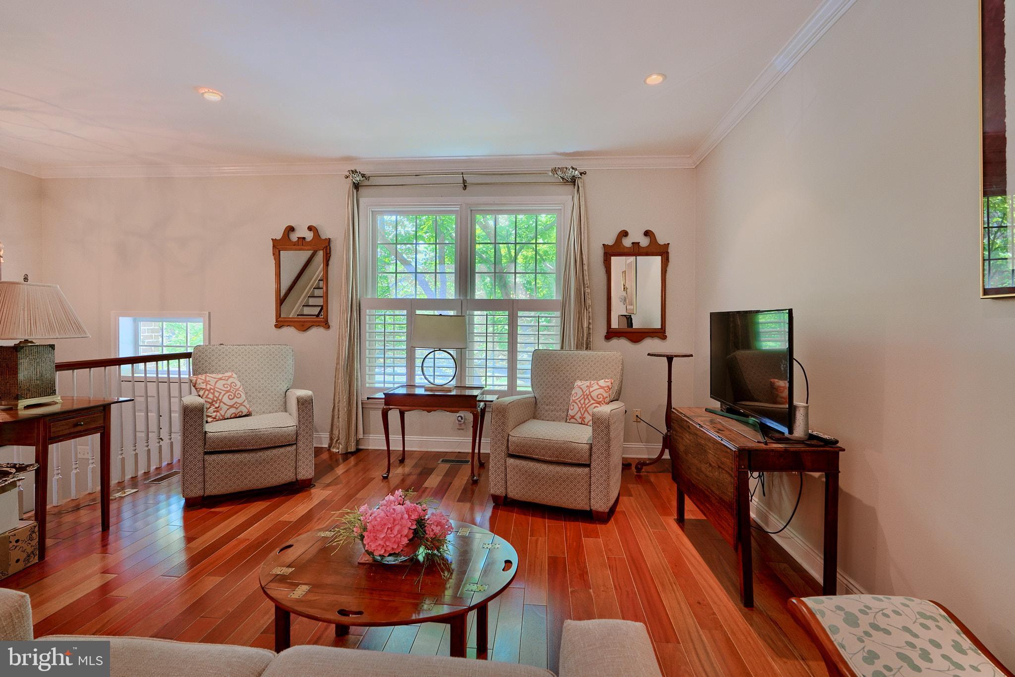 CHAPEL GATE - Residential