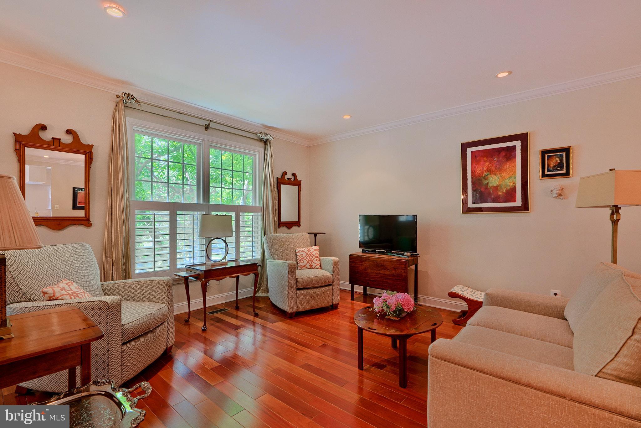 CHAPEL GATE - Residential