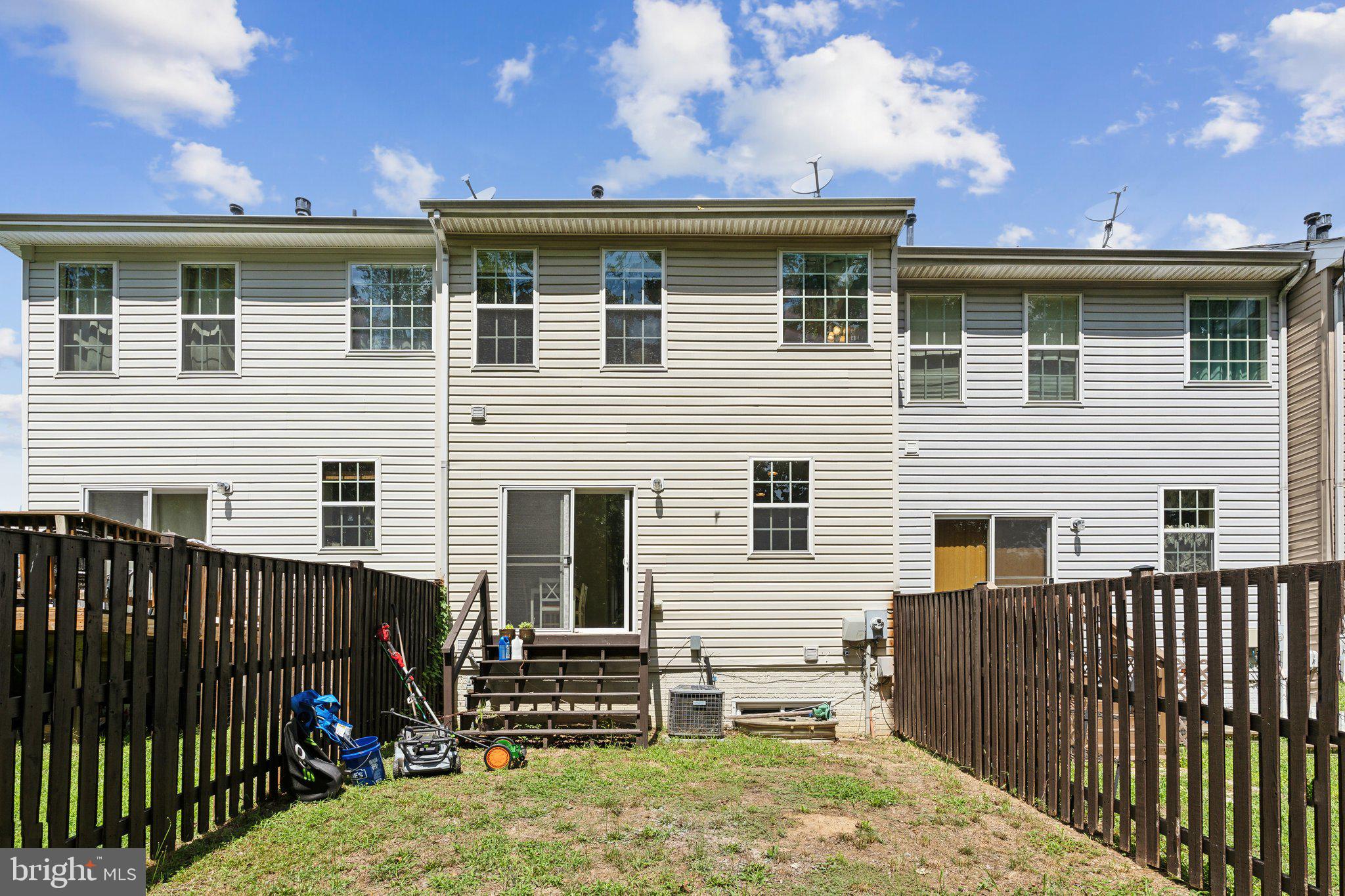 SUMMIT RIDGE - Residential