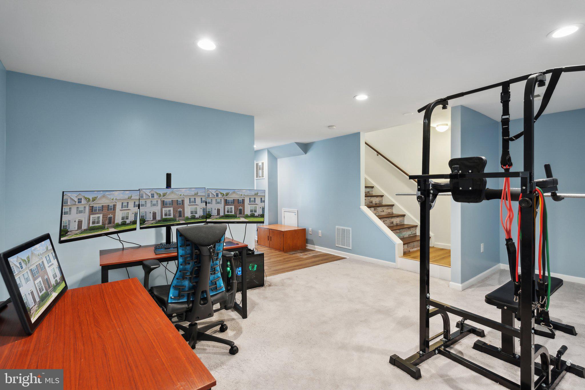 SUMMIT RIDGE - Residential