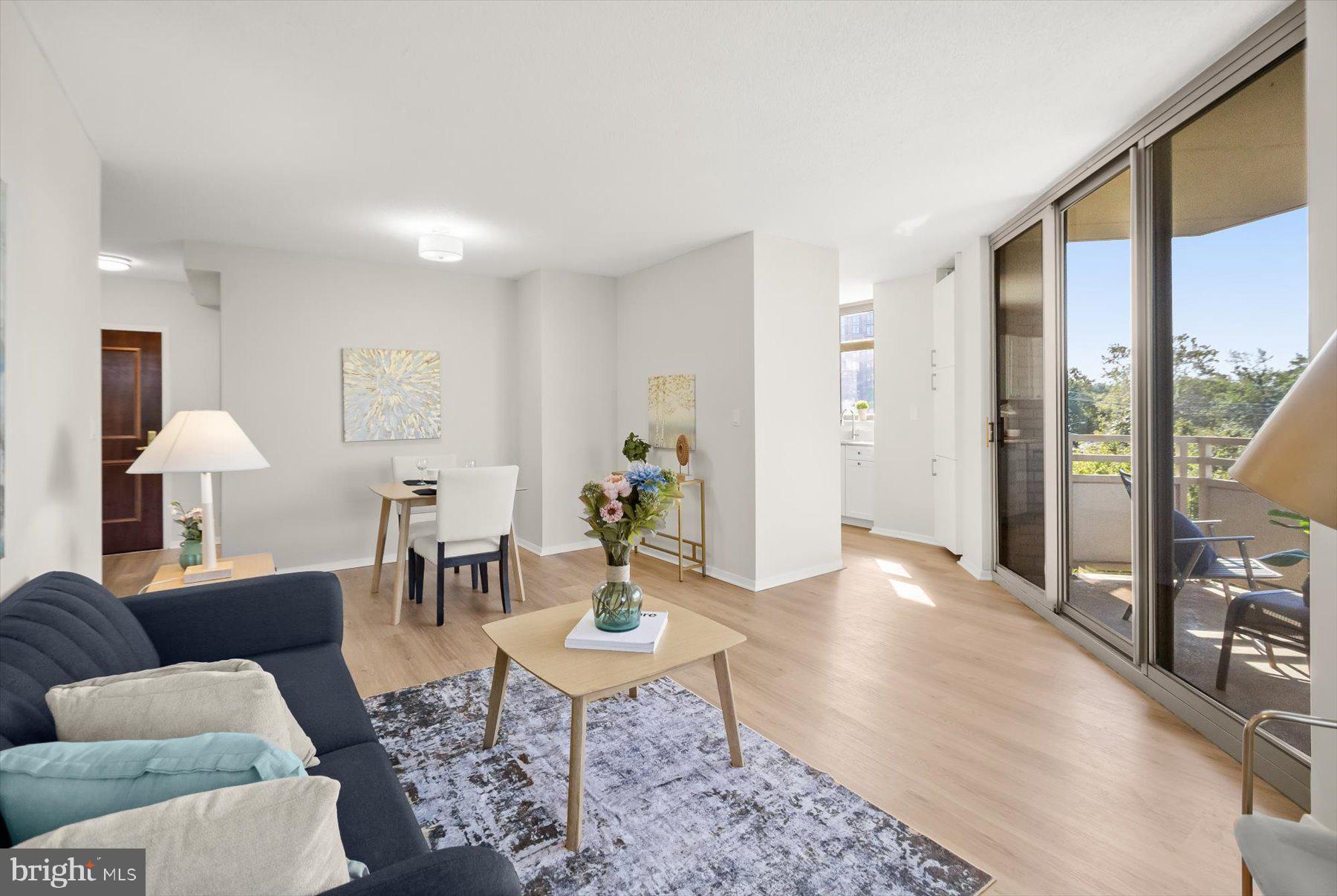 CRESCENT PLAZA - Residential