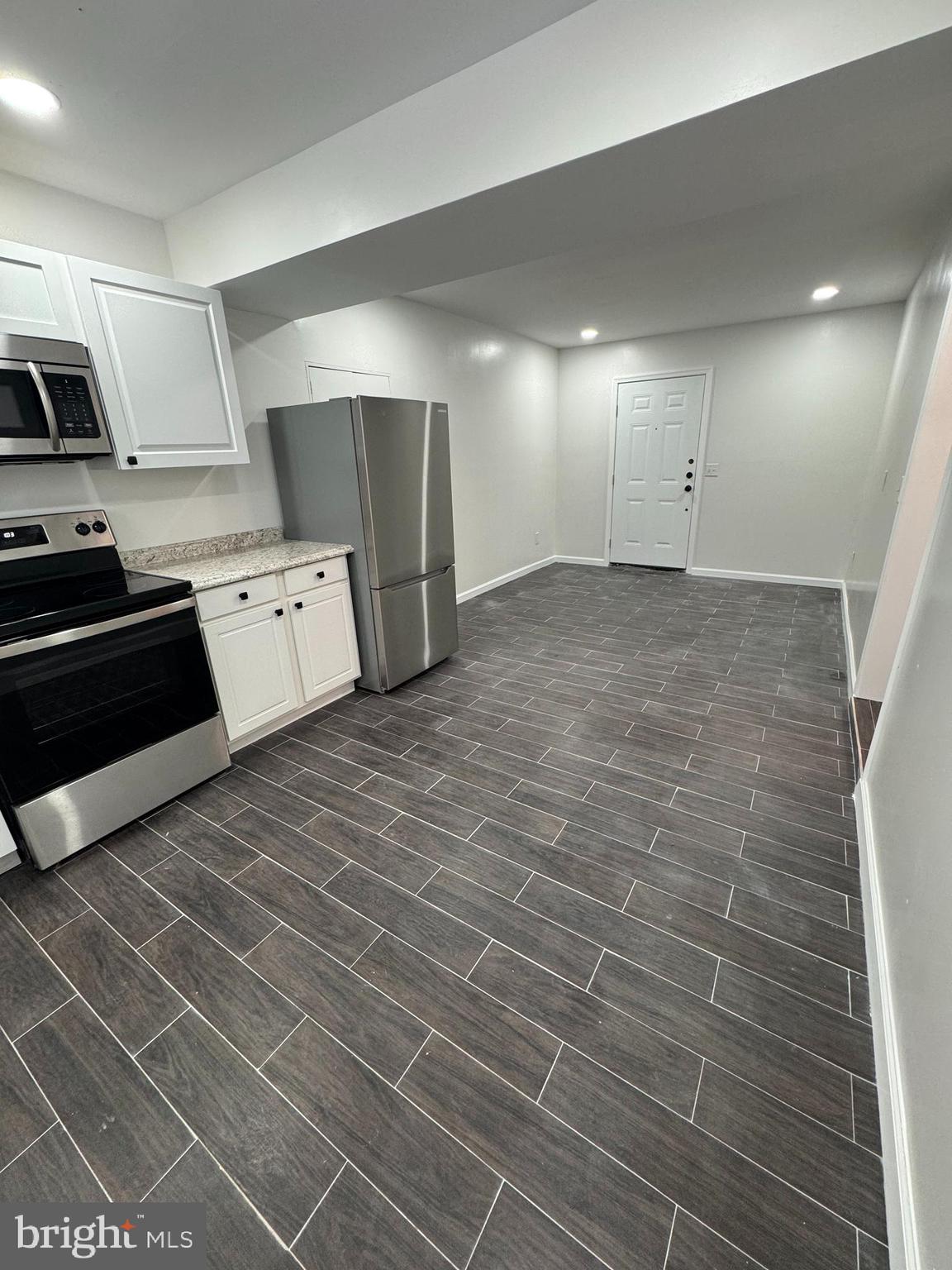 TIMBERWOOD VILLAGE - Residential Lease