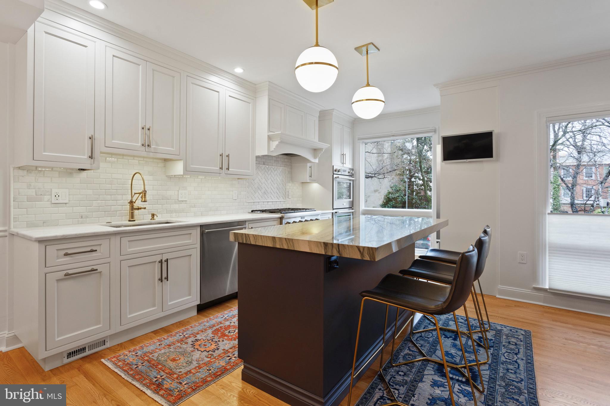 SOCIETY HILL - Residential