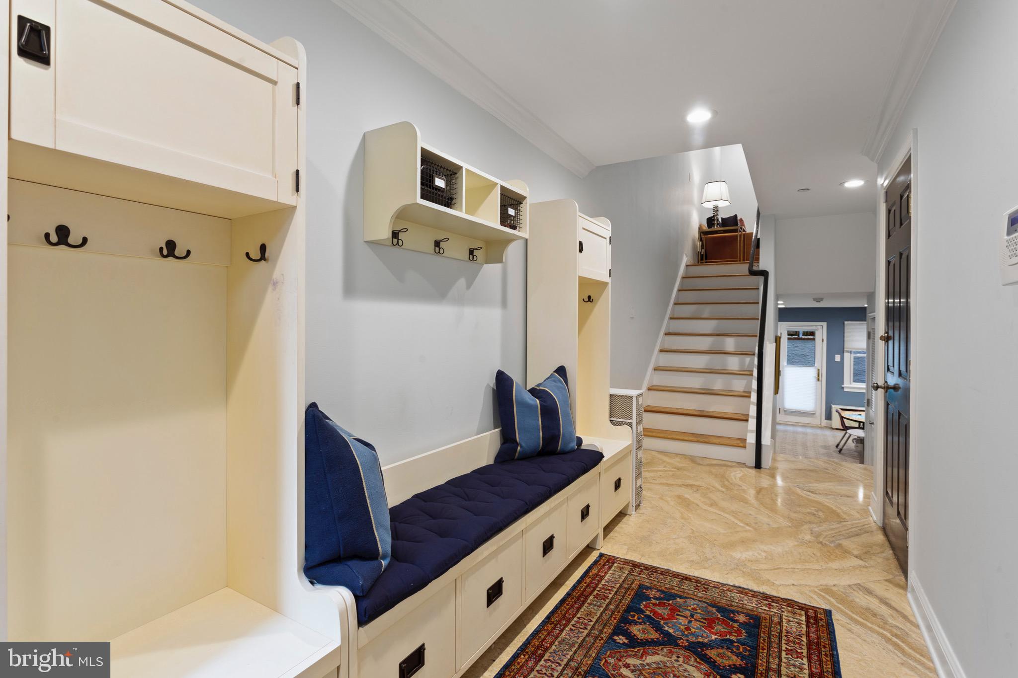 SOCIETY HILL - Residential