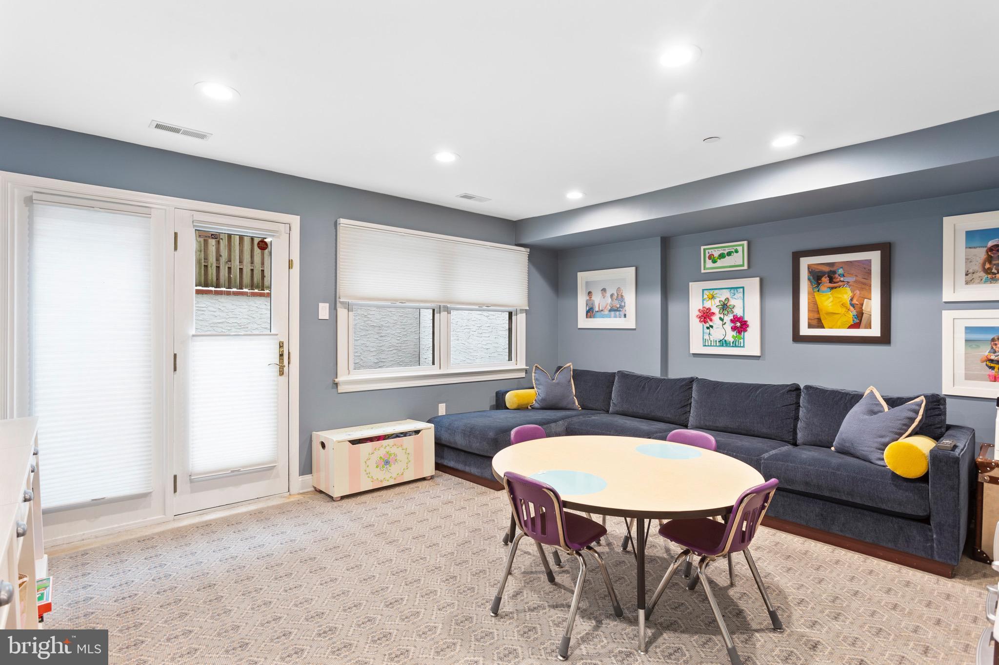 SOCIETY HILL - Residential