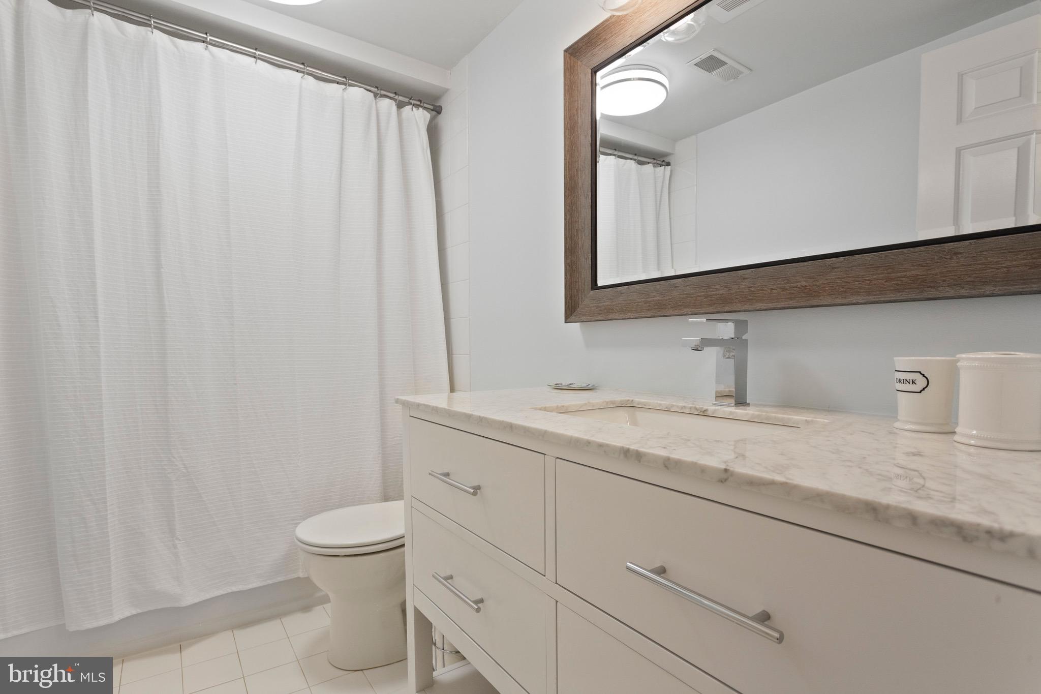 SOCIETY HILL - Residential