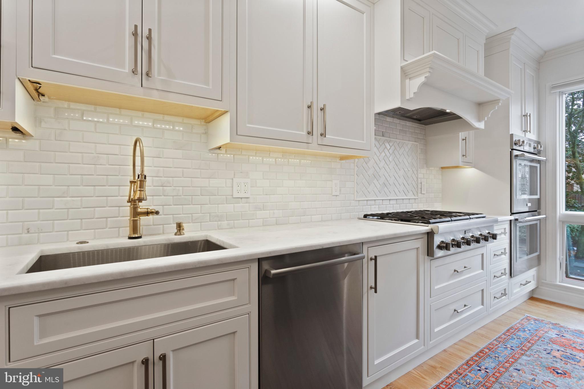 SOCIETY HILL - Residential