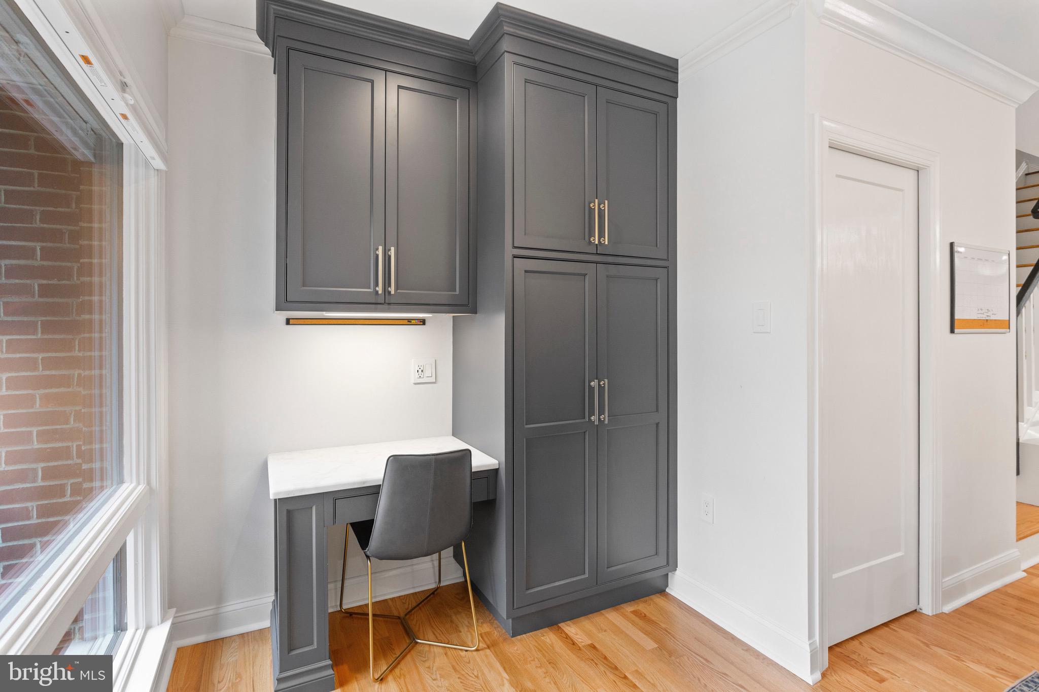 SOCIETY HILL - Residential